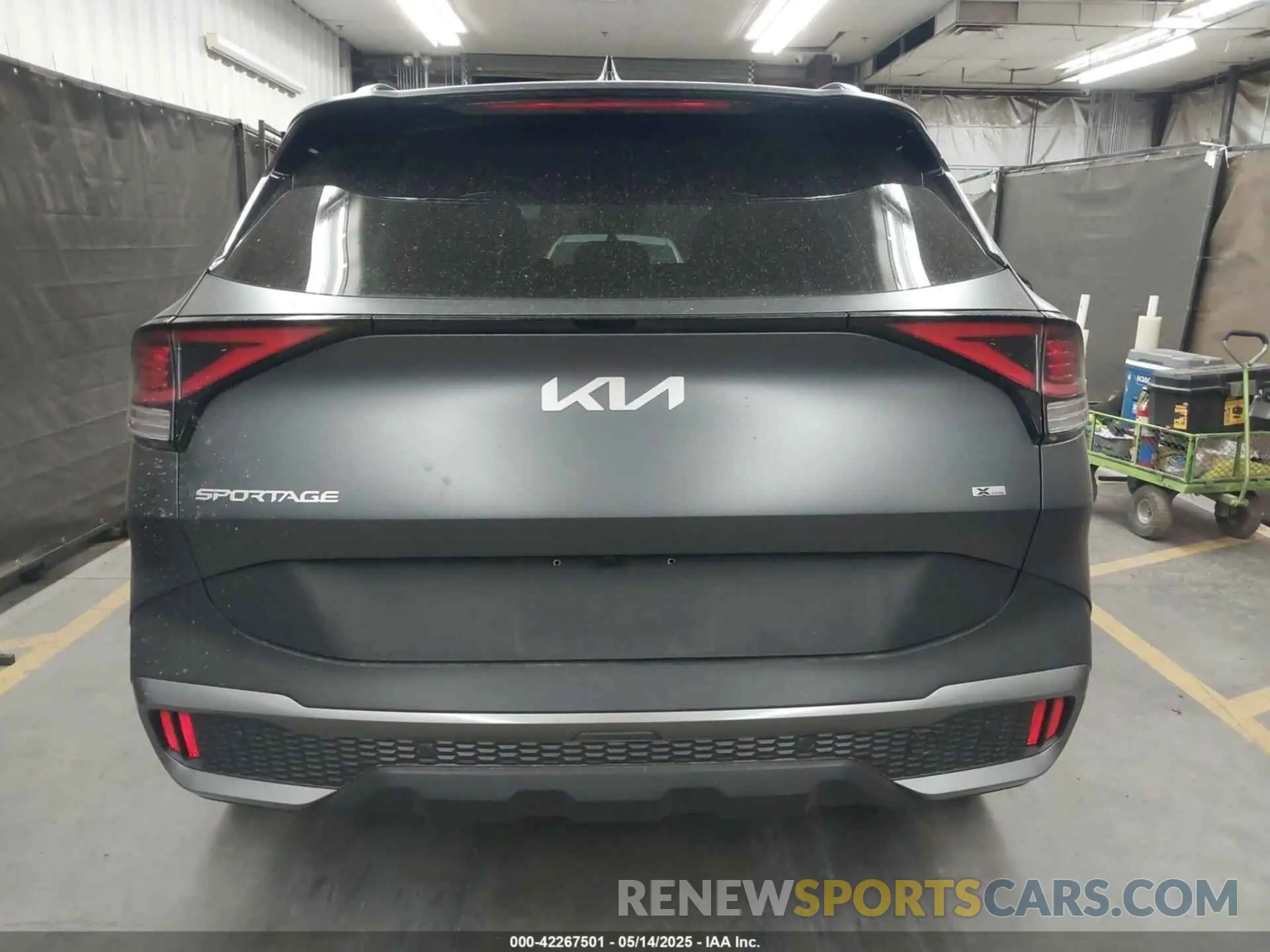 16 fotografías del automóvil dañado KNDPYDDH6R7171256 KIA SPORTAGE PLUG-IN HYBRID 2024