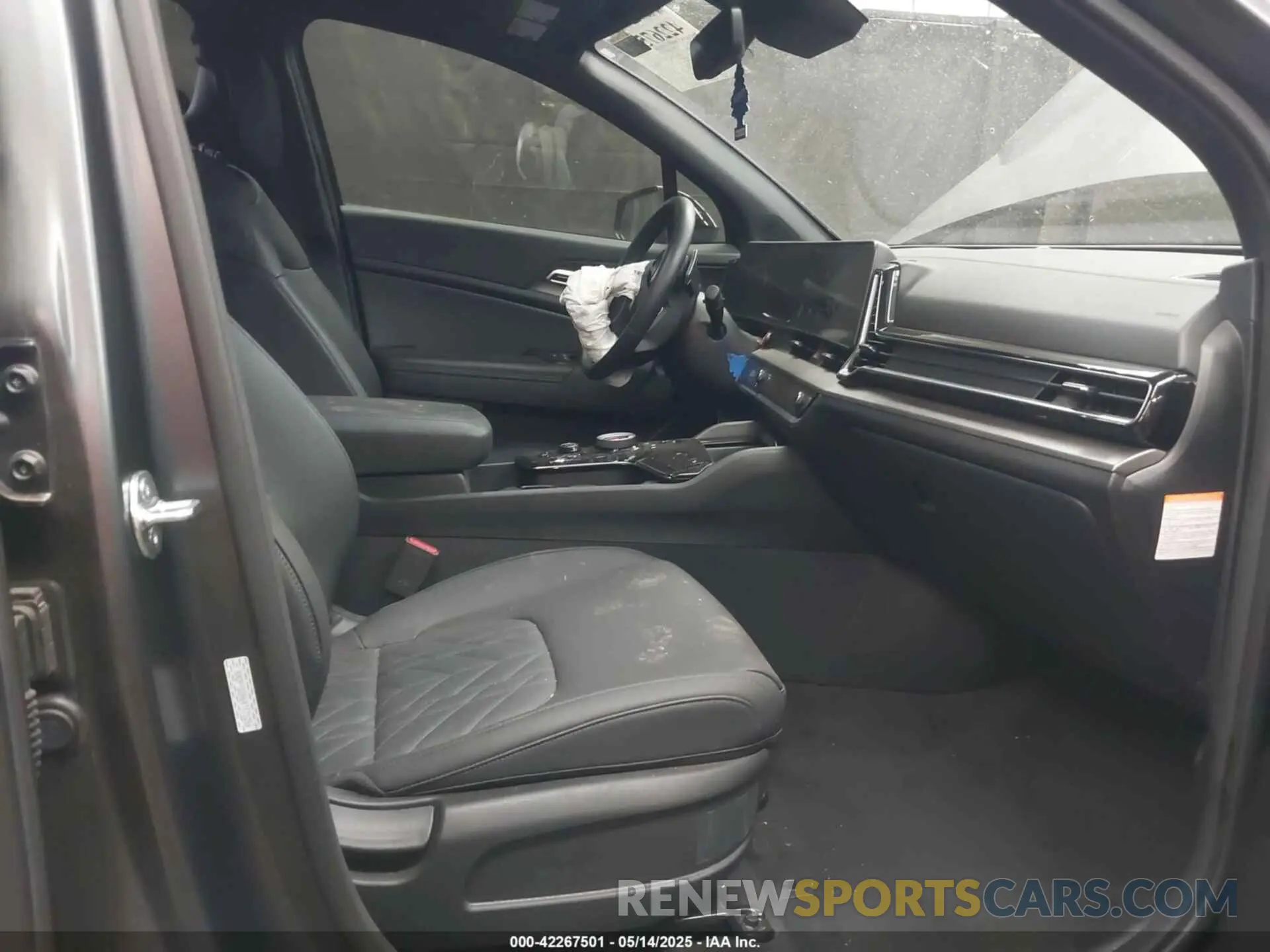 5 fotografías del automóvil dañado KNDPYDDH6R7171256 KIA SPORTAGE PLUG-IN HYBRID 2024