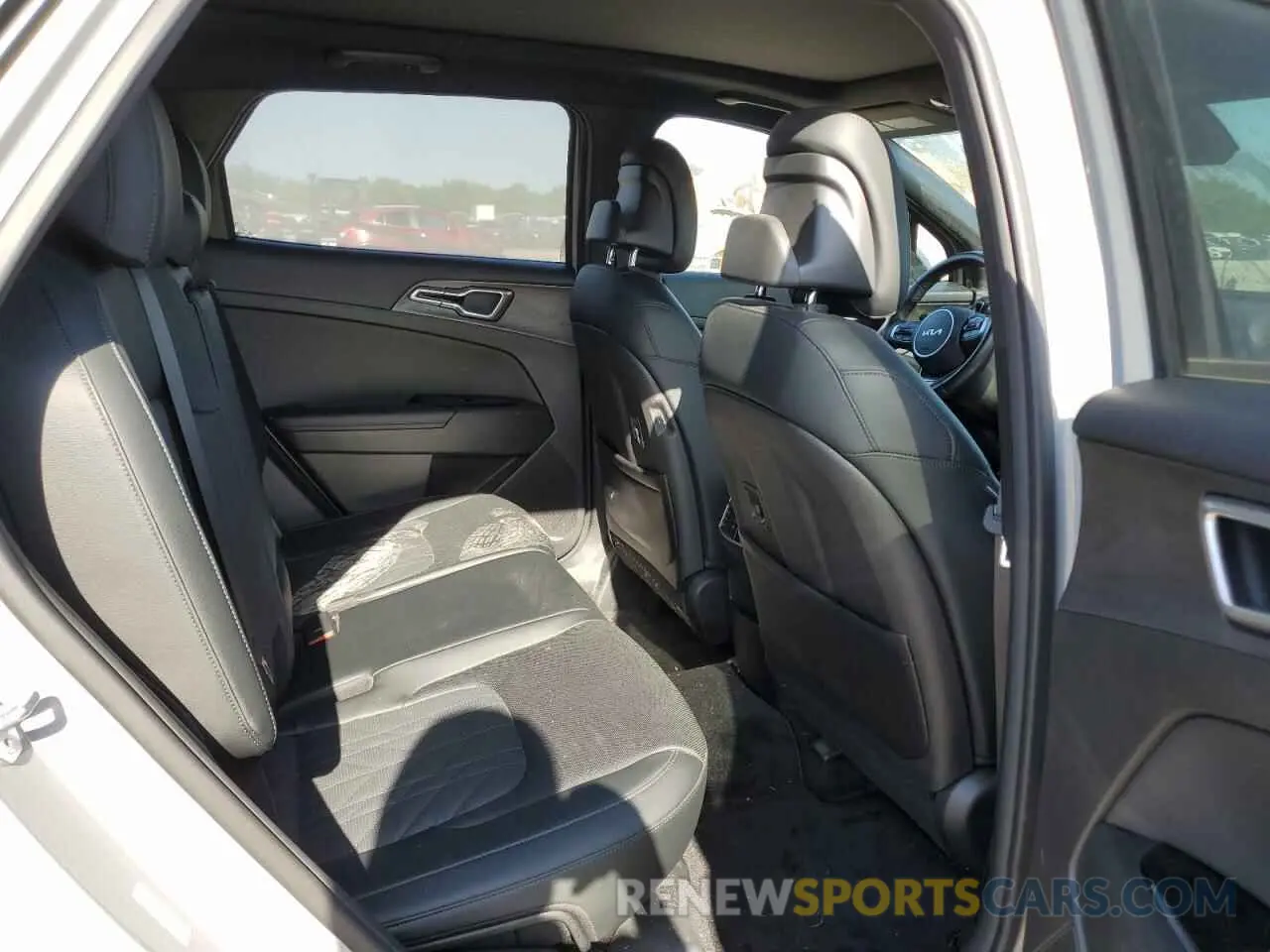 12 fotografías del automóvil dañado 5XYK6CAF1PG110233 KIA SPORTAGE X 2023
