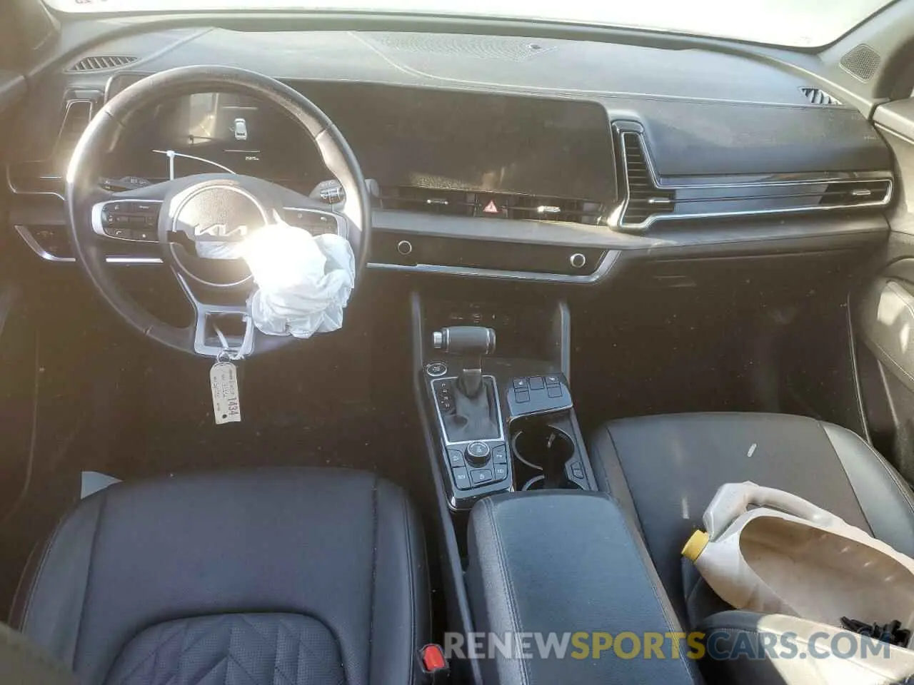 8 fotografías del automóvil dañado 5XYK6CAF3PG133531 KIA SPORTAGE X 2023