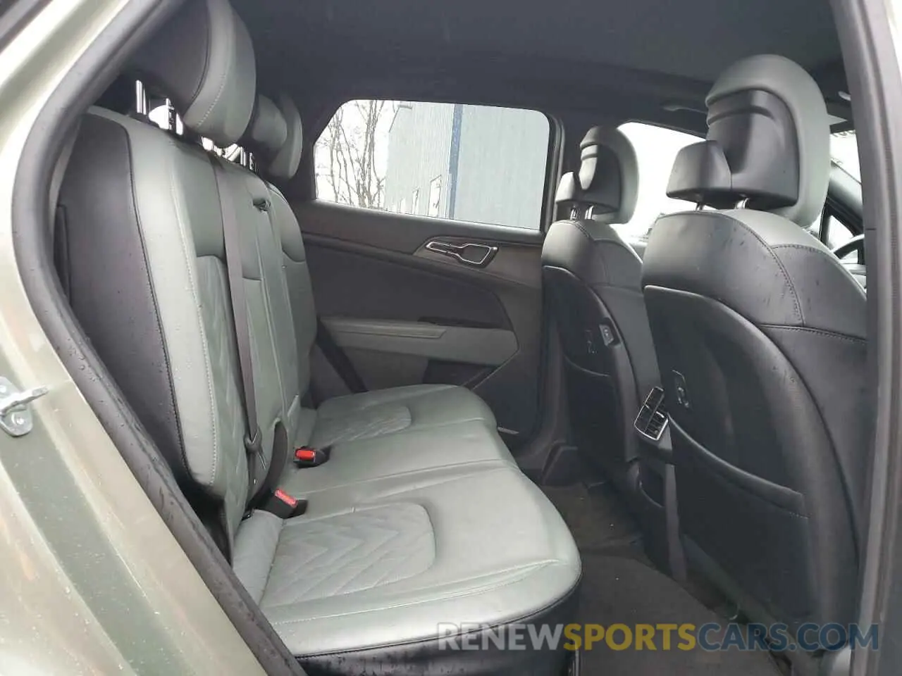 11 fotografías del automóvil dañado KNDPYDAH5P7048985 KIA SPORTAGE X 2023