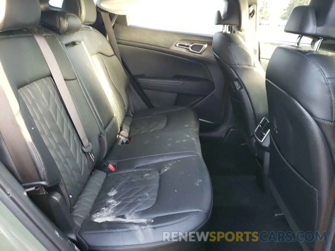 11 fotografías del automóvil dañado KNDPZDAHXP7035890 KIA SPORTAGE X 2023