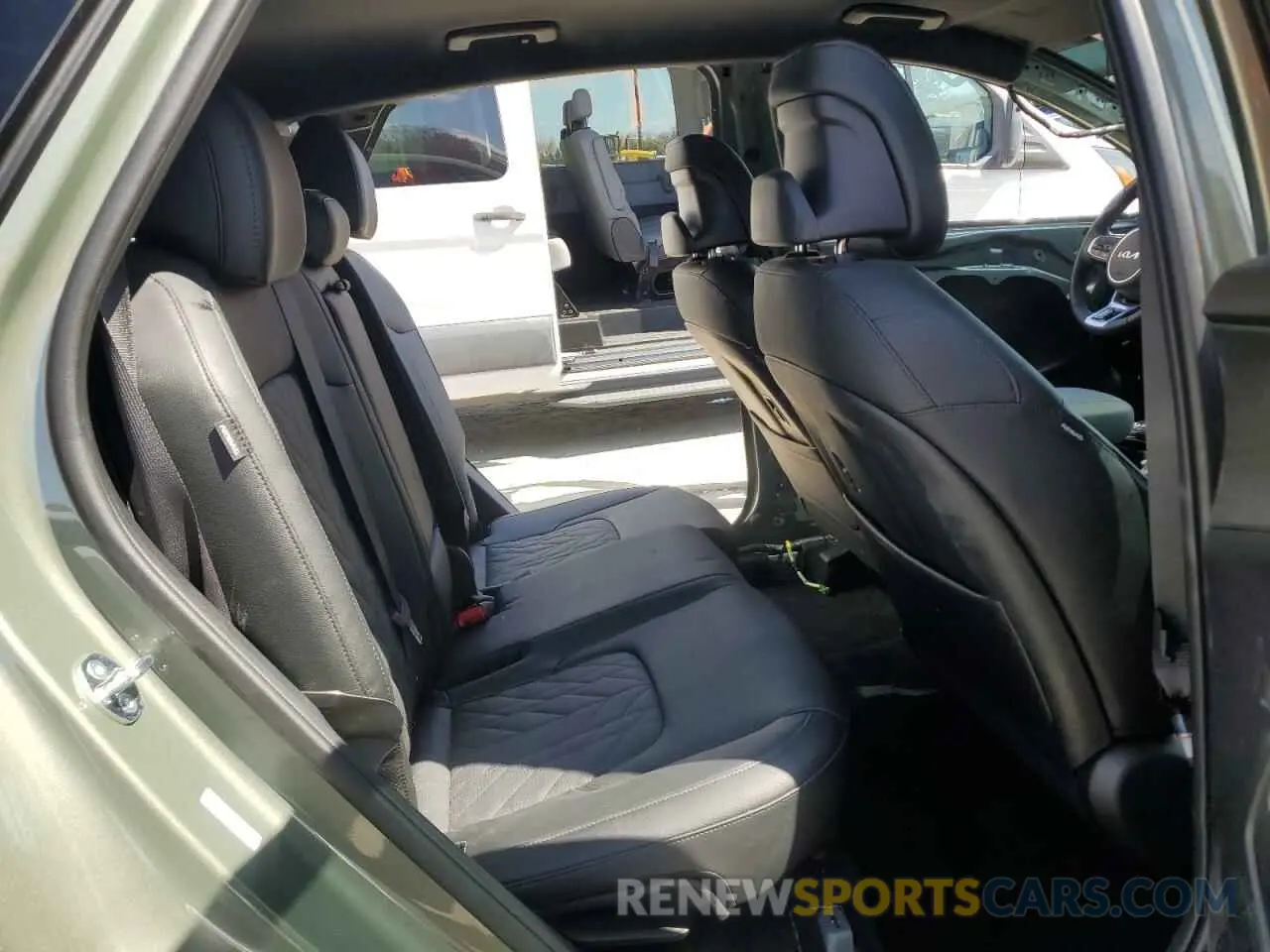 10 fotografías del automóvil dañado 5XYK6CDF9SG277203 KIA SPORTAGE X 2025