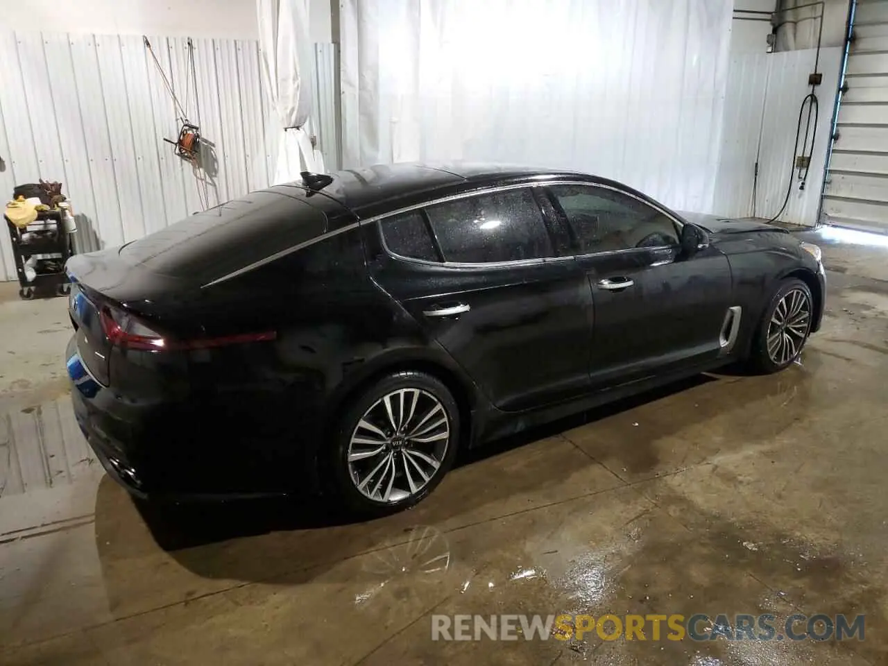 3 fotografías del automóvil dañado KNAE15LA1K6058930 KIA STINGER 2019