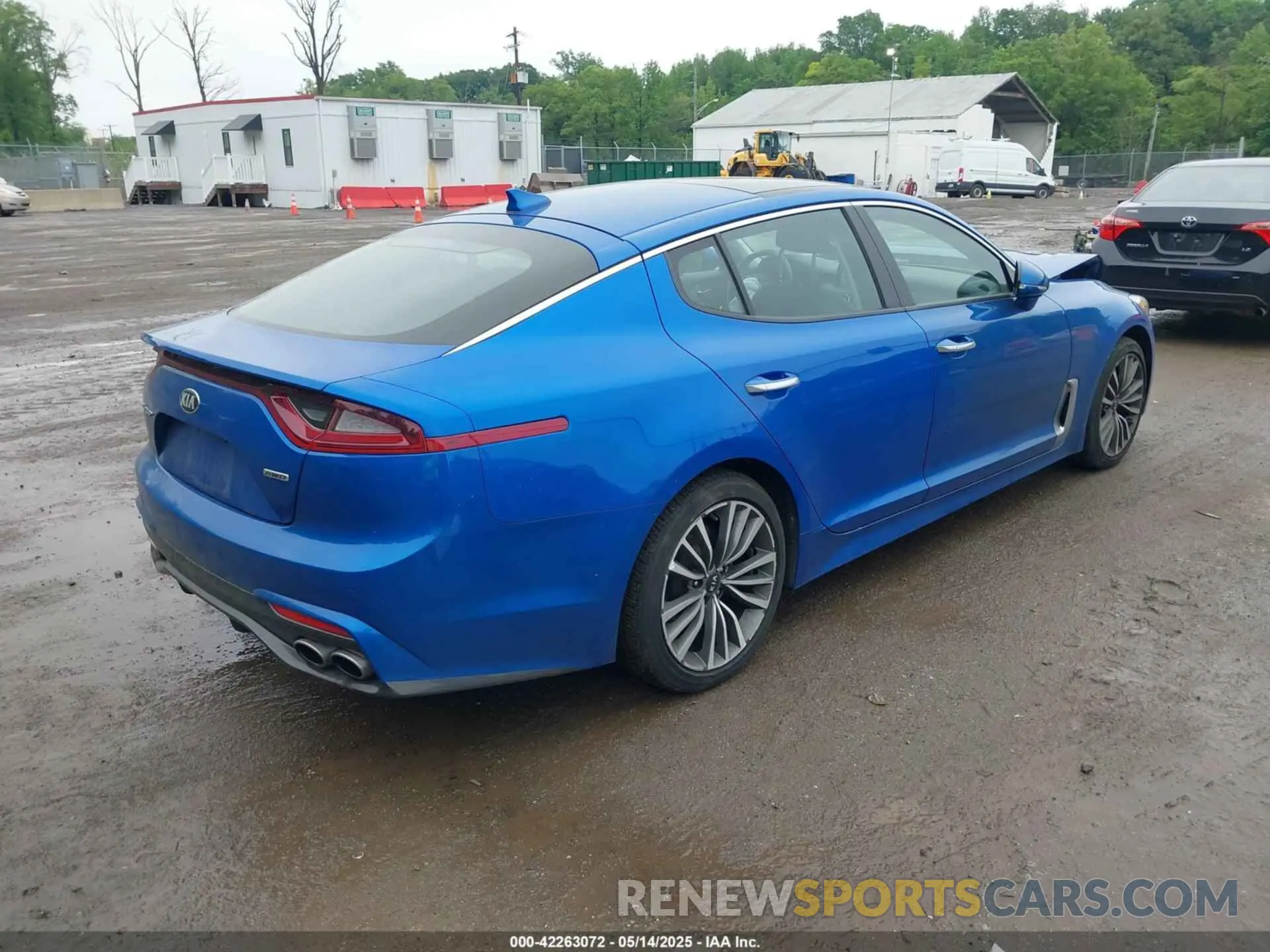 4 fotografías del automóvil dañado KNAE15LA1K6059284 KIA STINGER 2019