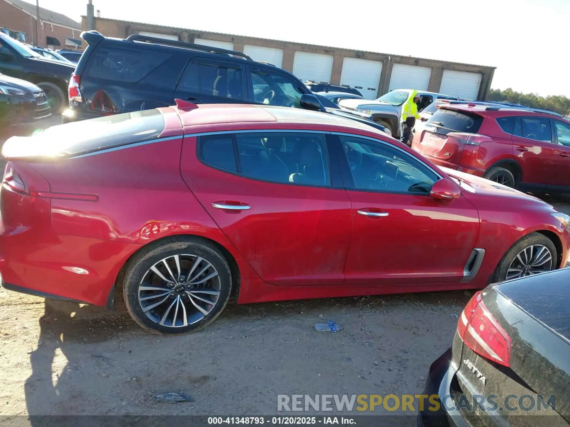 14 fotografías del automóvil dañado KNAE15LA2K6046124 KIA STINGER 2019