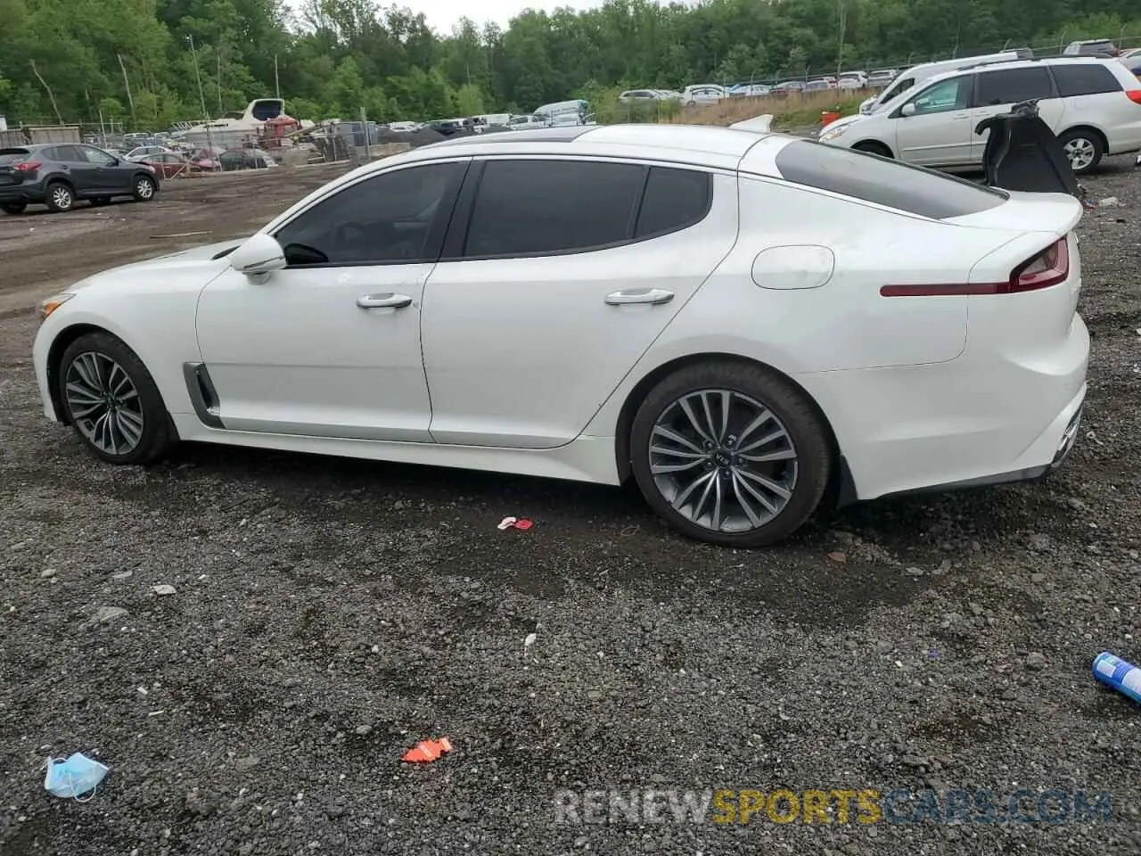 2 fotografías del automóvil dañado KNAE15LA2K6050030 KIA STINGER 2019