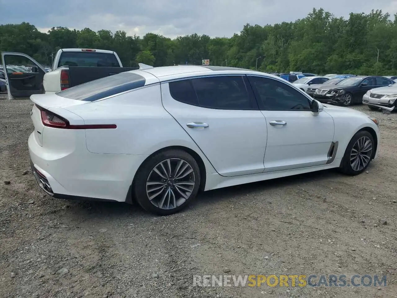 3 fotografías del automóvil dañado KNAE15LA2K6050030 KIA STINGER 2019