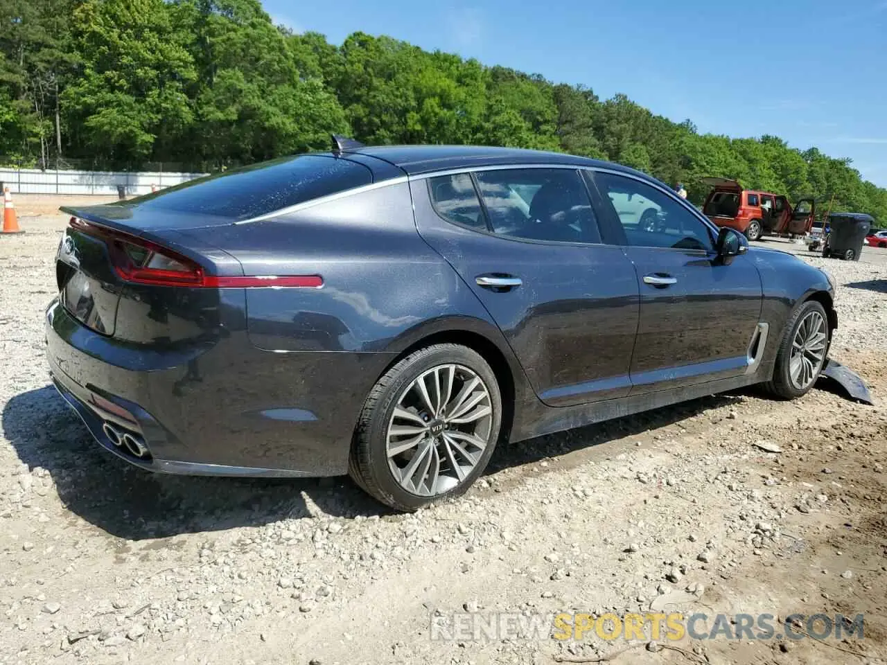 3 fotografías del automóvil dañado KNAE15LA3K6064048 KIA STINGER 2019