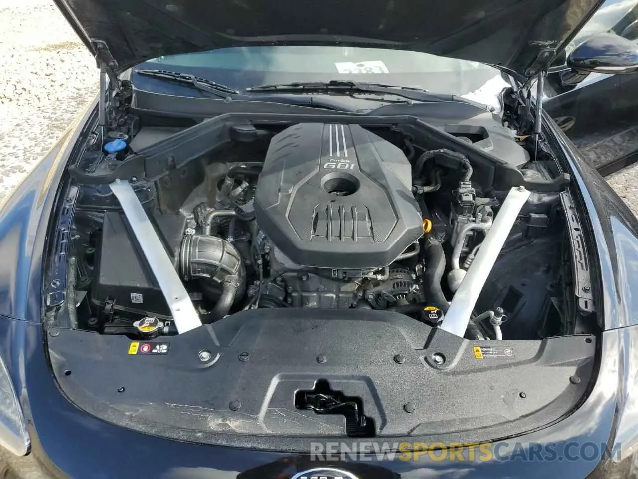11 fotografías del automóvil dañado KNAE15LA7K6047639 KIA STINGER 2019