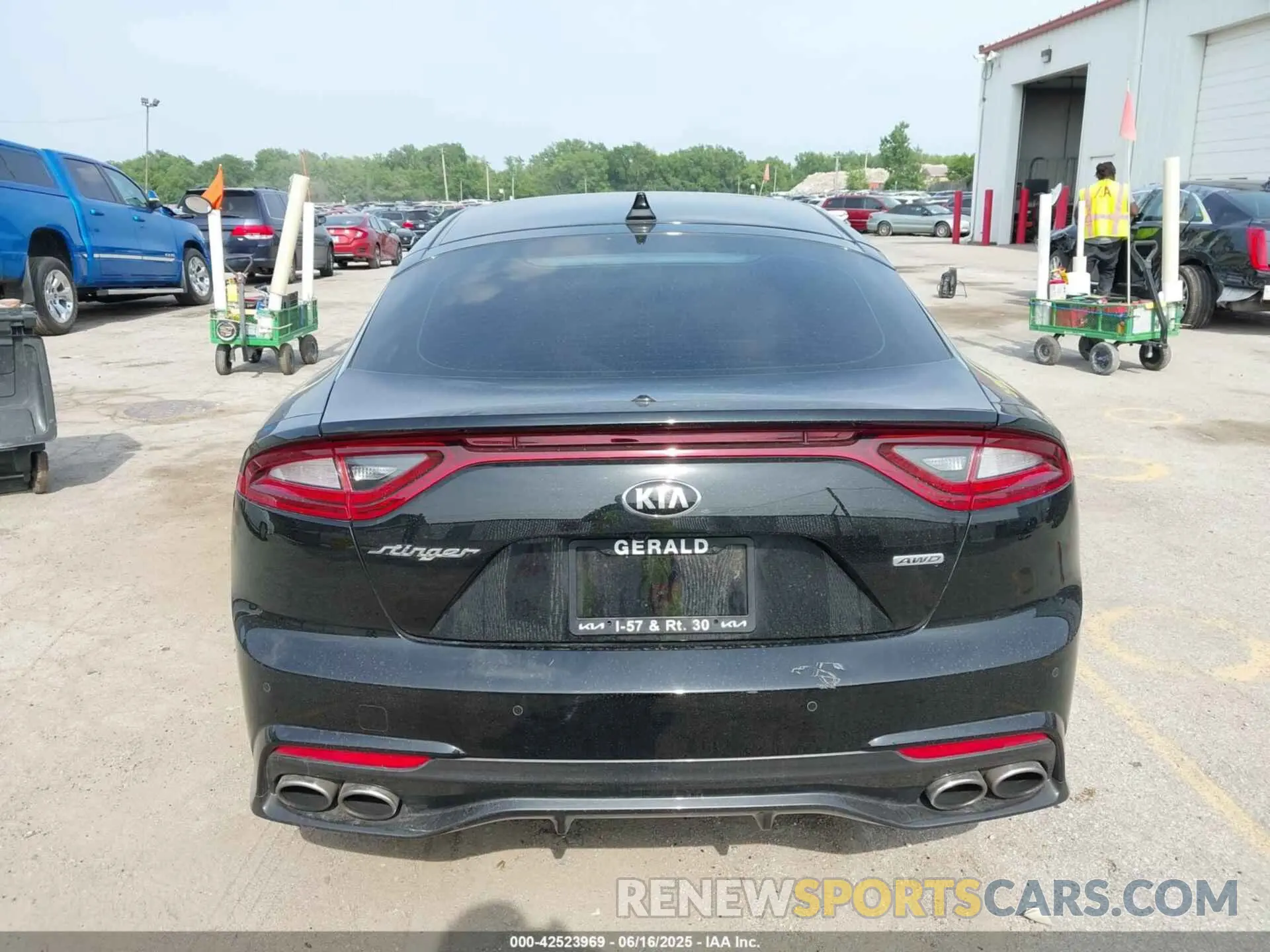 15 fotografías del automóvil dañado KNAE25LA5K6058927 KIA STINGER 2019