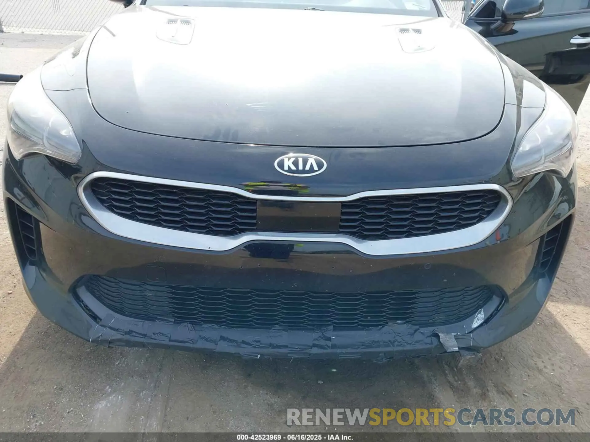 16 fotografías del automóvil dañado KNAE25LA5K6058927 KIA STINGER 2019
