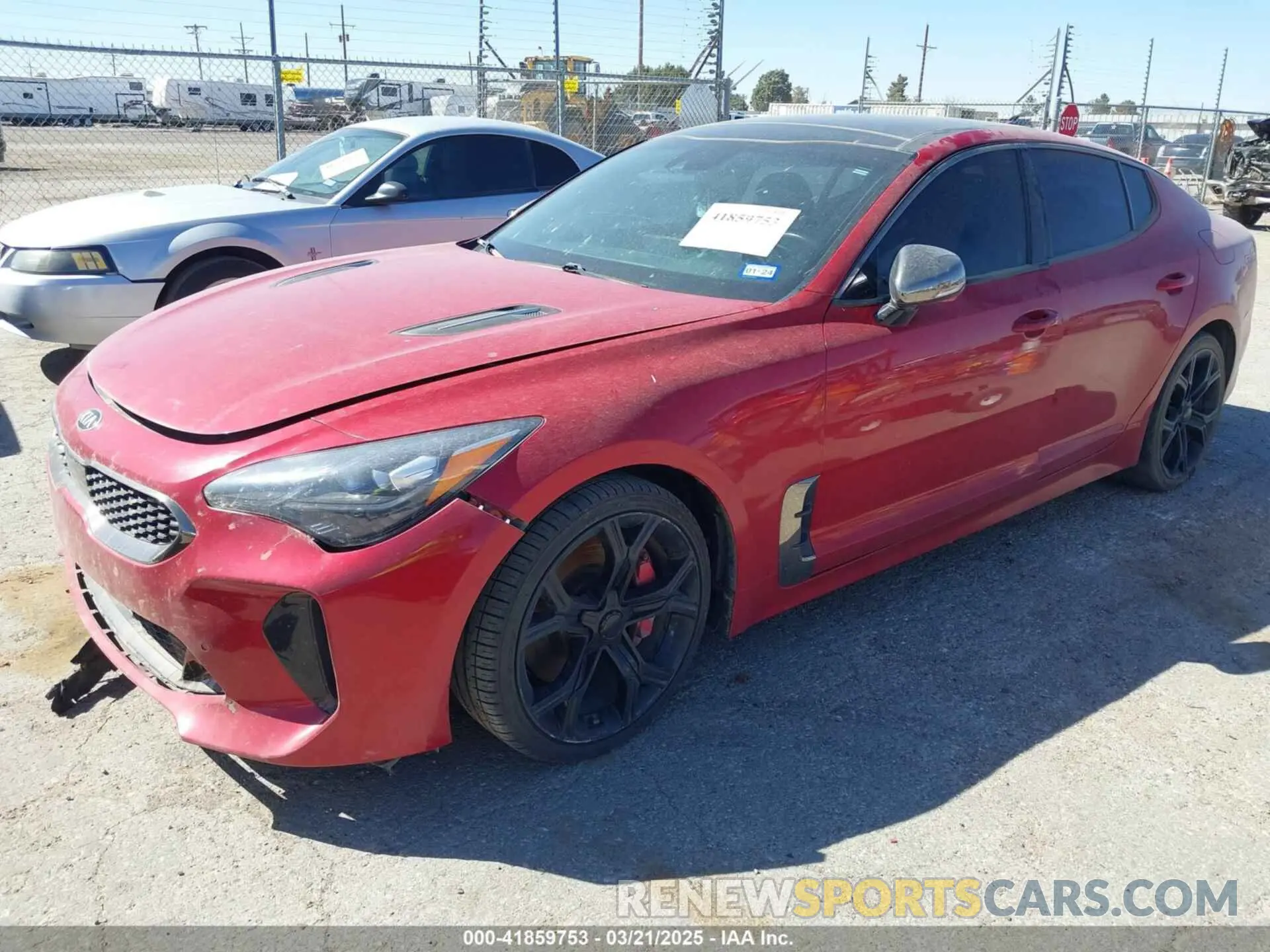 2 fotografías del automóvil dañado KNAE45LC4K6058140 KIA STINGER 2019