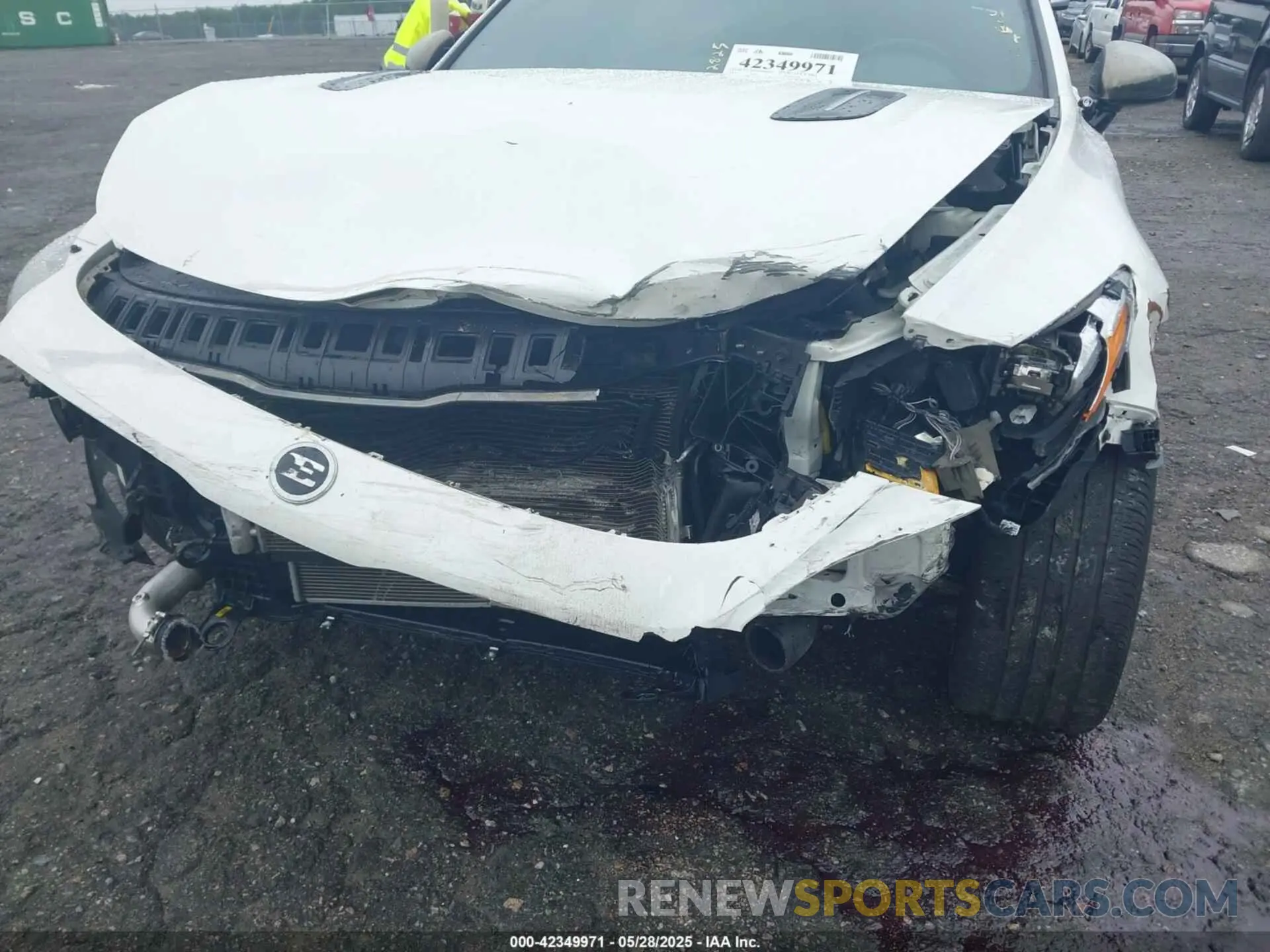 6 fotografías del automóvil dañado KNAE45LC8K6051272 KIA STINGER 2019