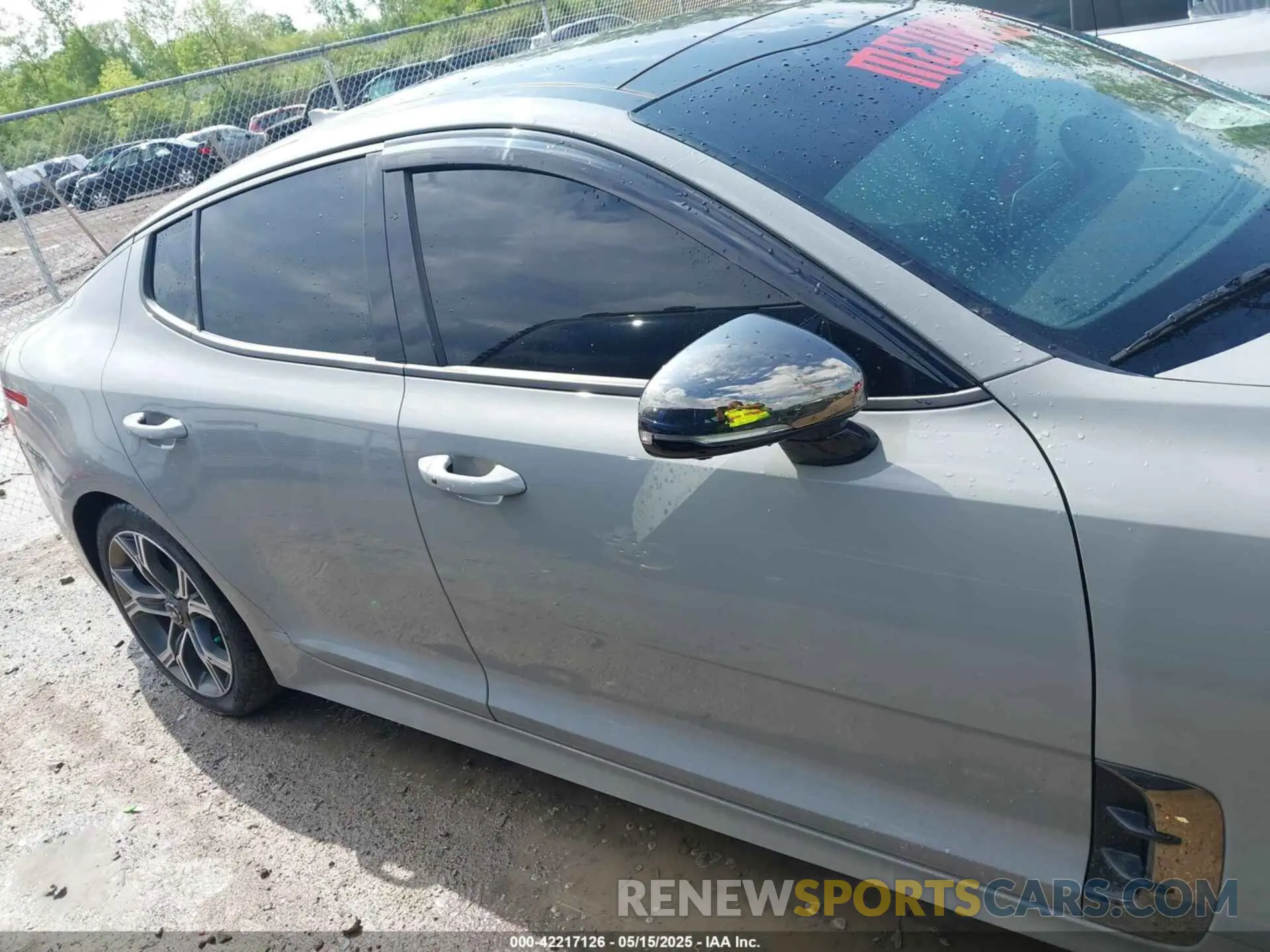 13 fotografías del automóvil dañado KNAE55LC1K6069433 KIA STINGER 2019