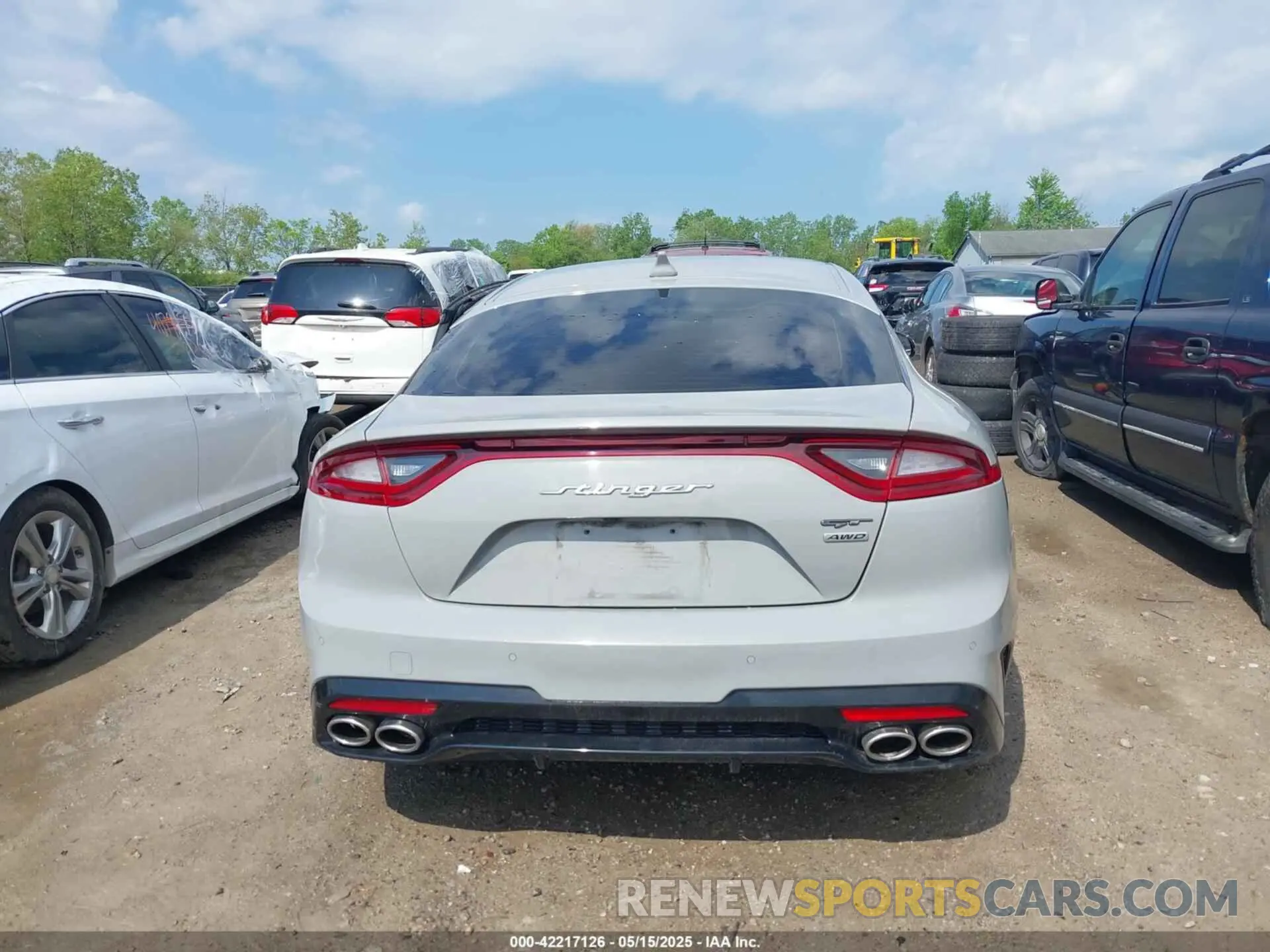 16 fotografías del automóvil dañado KNAE55LC1K6069433 KIA STINGER 2019