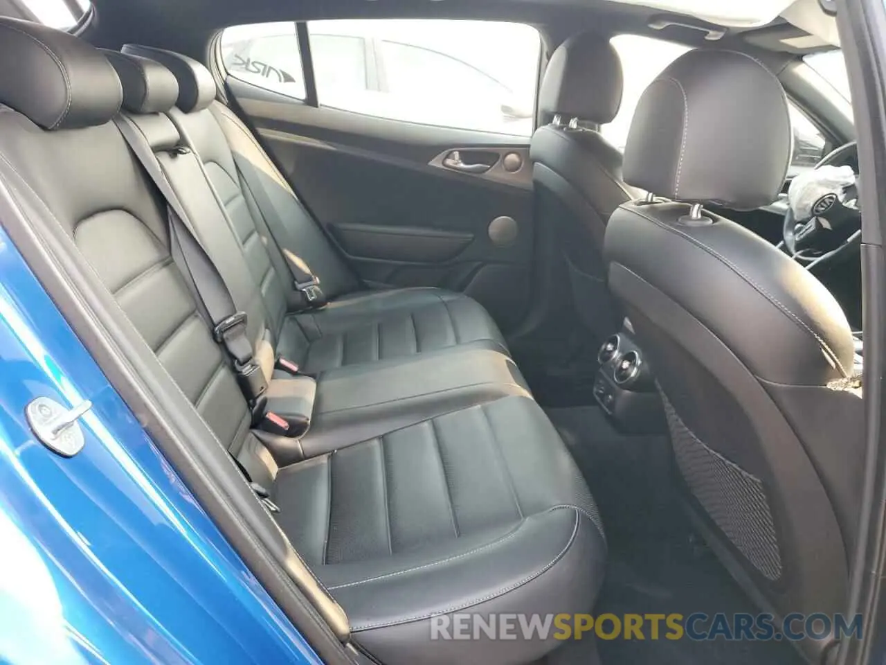 10 fotografías del automóvil dañado KNAE55LC9K6049267 KIA STINGER 2019