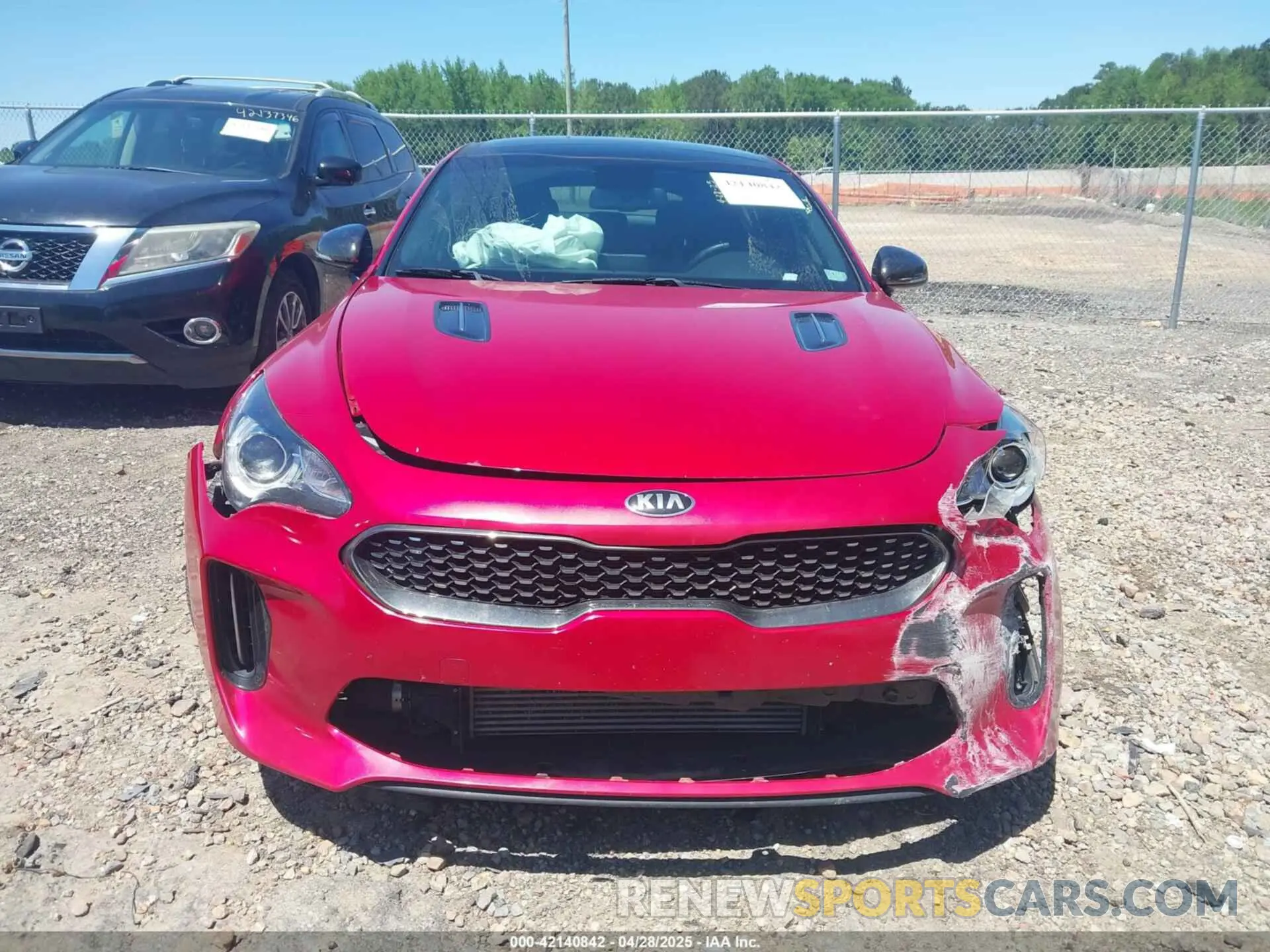 12 fotografías del automóvil dañado KNAE15LA4L6084309 KIA STINGER 2020