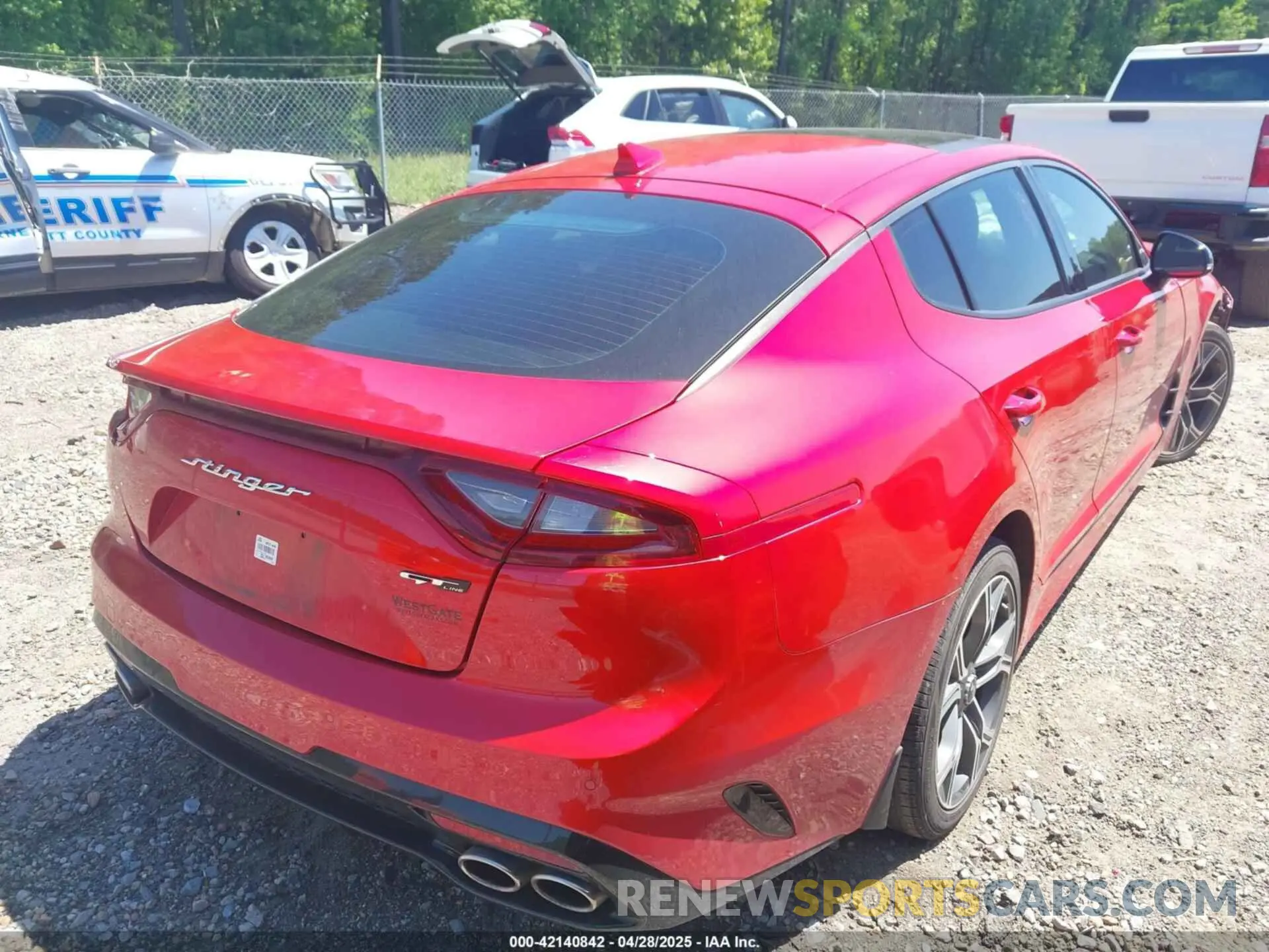 4 fotografías del automóvil dañado KNAE15LA4L6084309 KIA STINGER 2020