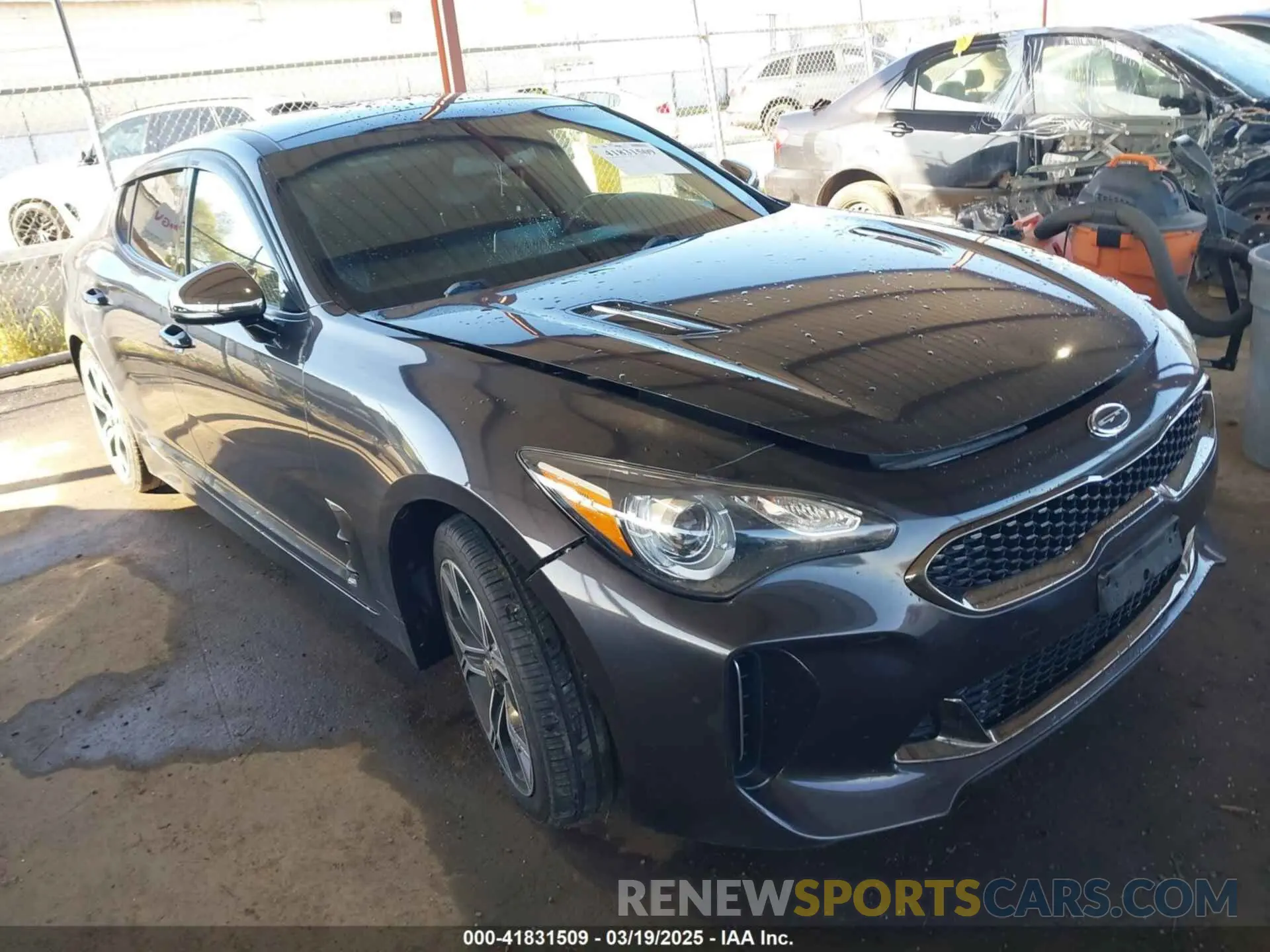 1 fotografías del automóvil dañado KNAE15LA7L6074843 KIA STINGER 2020