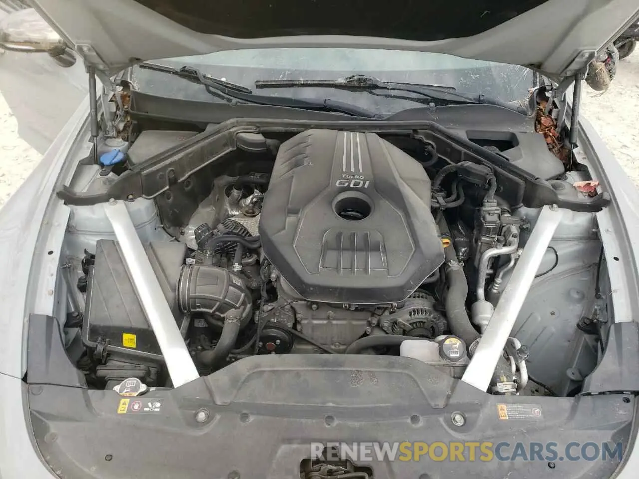 11 fotografías del automóvil dañado KNAE15LA9M6093105 KIA STINGER 2020