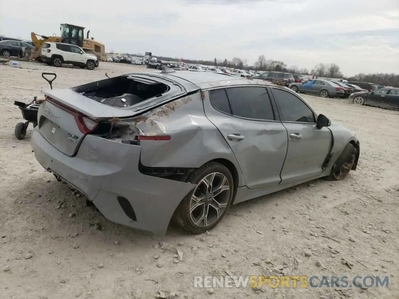 3 fotografías del automóvil dañado KNAE15LA9M6093105 KIA STINGER 2020