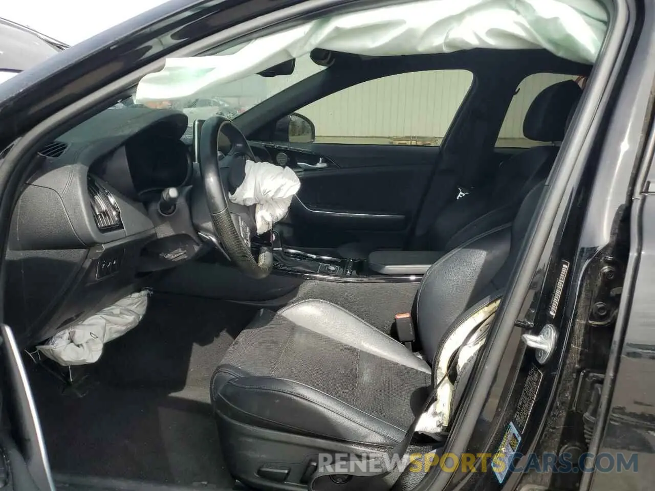 7 fotografías del automóvil dañado KNAE15LAXL6076182 KIA STINGER 2020