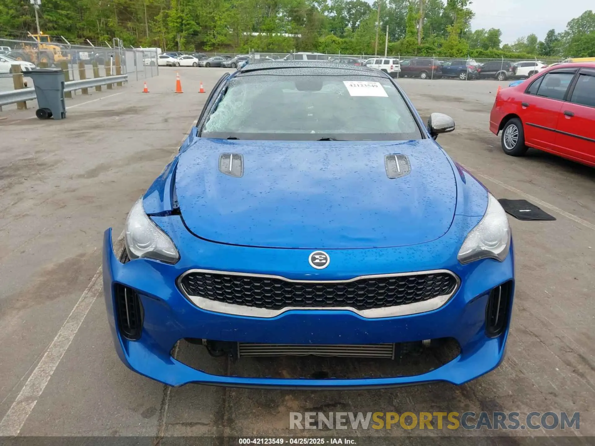 12 fotografías del automóvil dañado KNAE15LAXL6082743 KIA STINGER 2020