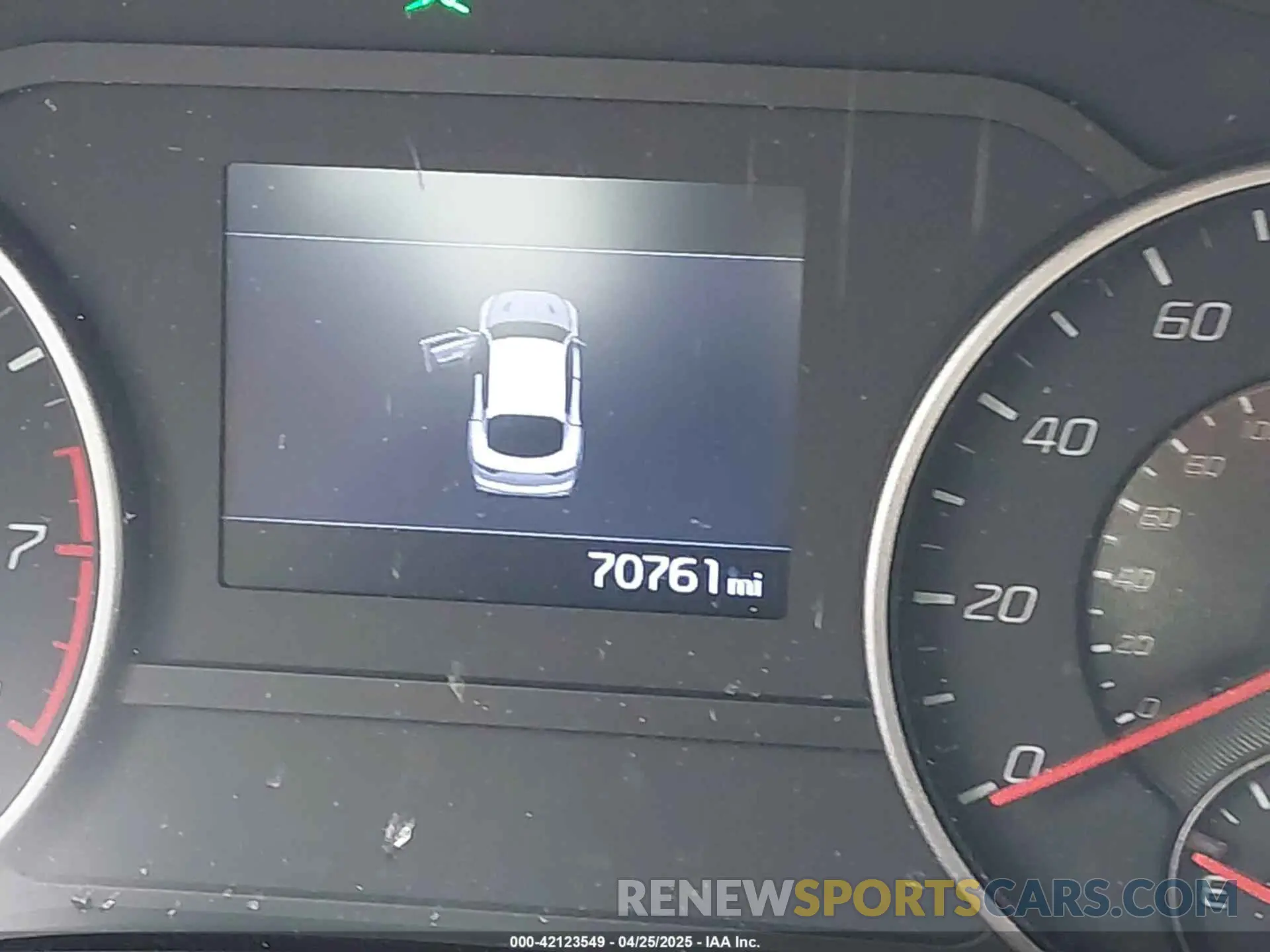 15 fotografías del automóvil dañado KNAE15LAXL6082743 KIA STINGER 2020
