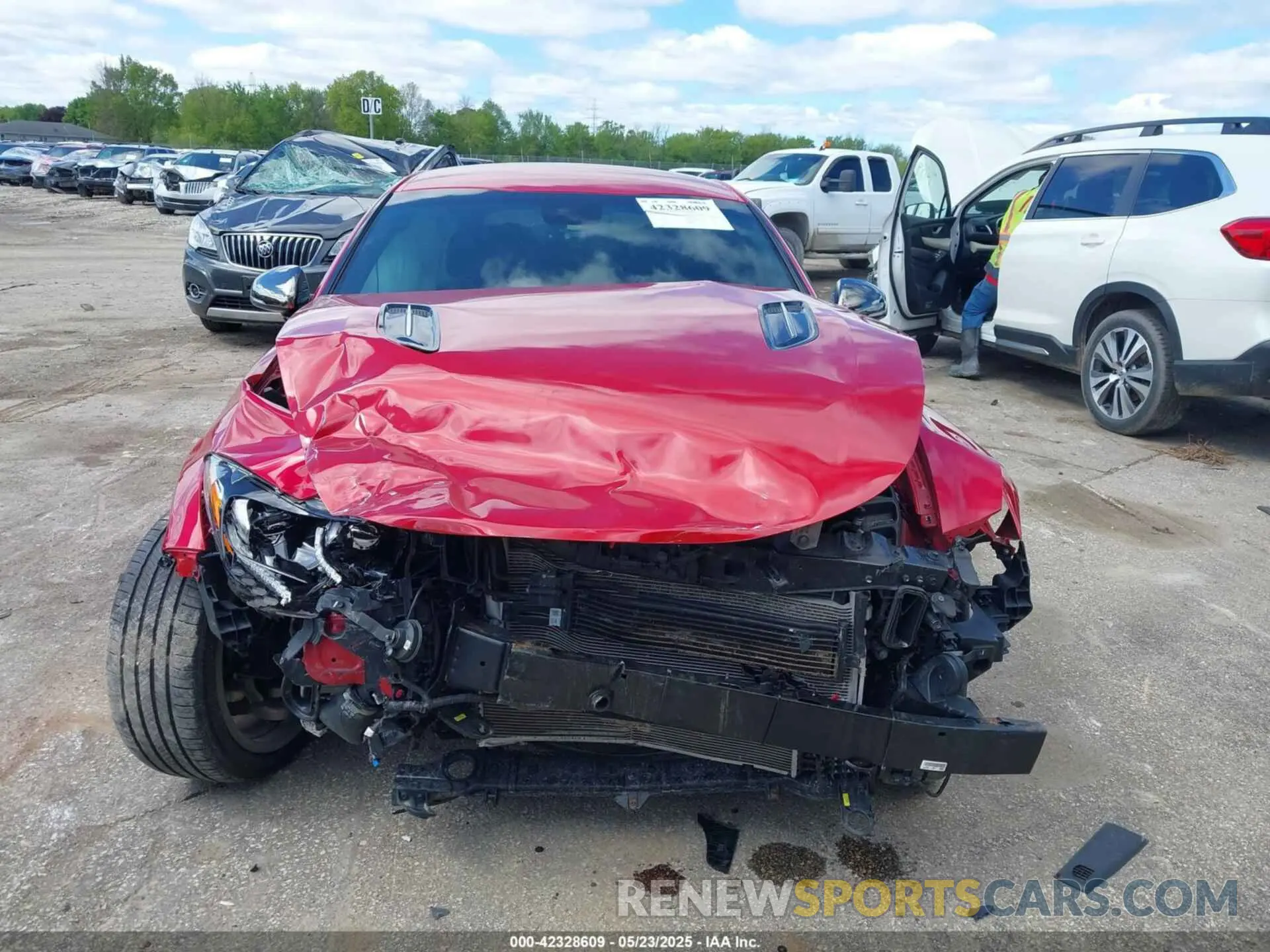 12 fotografías del automóvil dañado KNAE35LC0L6080320 KIA STINGER 2020