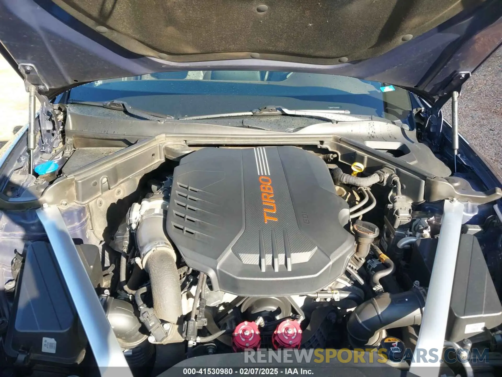 10 fotografías del automóvil dañado KNAE35LC3L6085009 KIA STINGER 2020