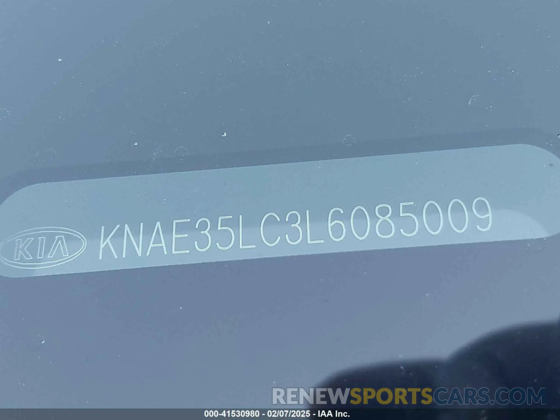 9 fotografías del automóvil dañado KNAE35LC3L6085009 KIA STINGER 2020