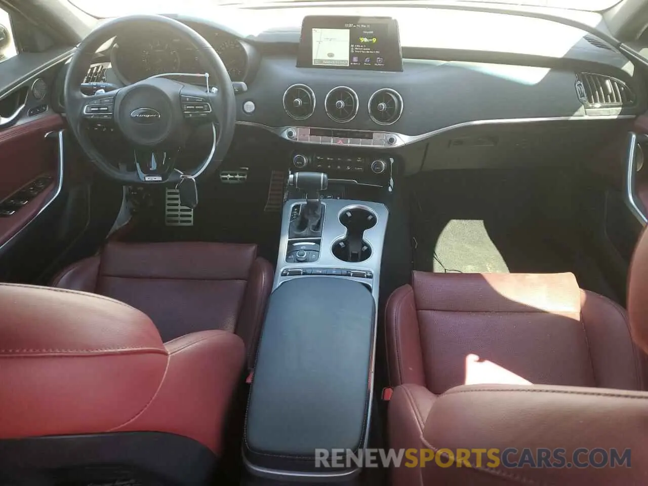 8 fotografías del automóvil dañado KNAE45LC2L6081904 KIA STINGER 2020