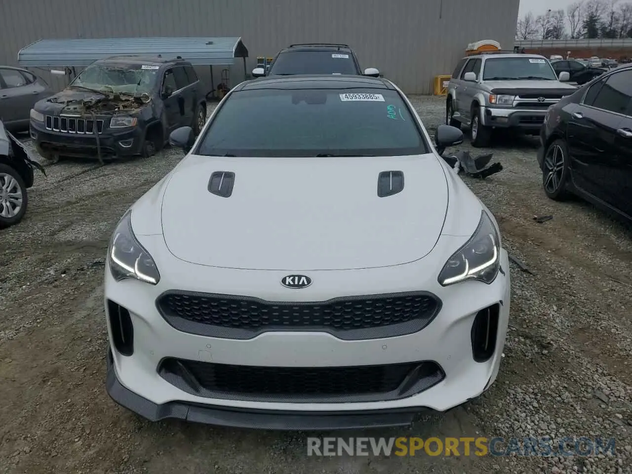 5 fotografías del automóvil dañado KNAE45LC3L6084620 KIA STINGER 2020