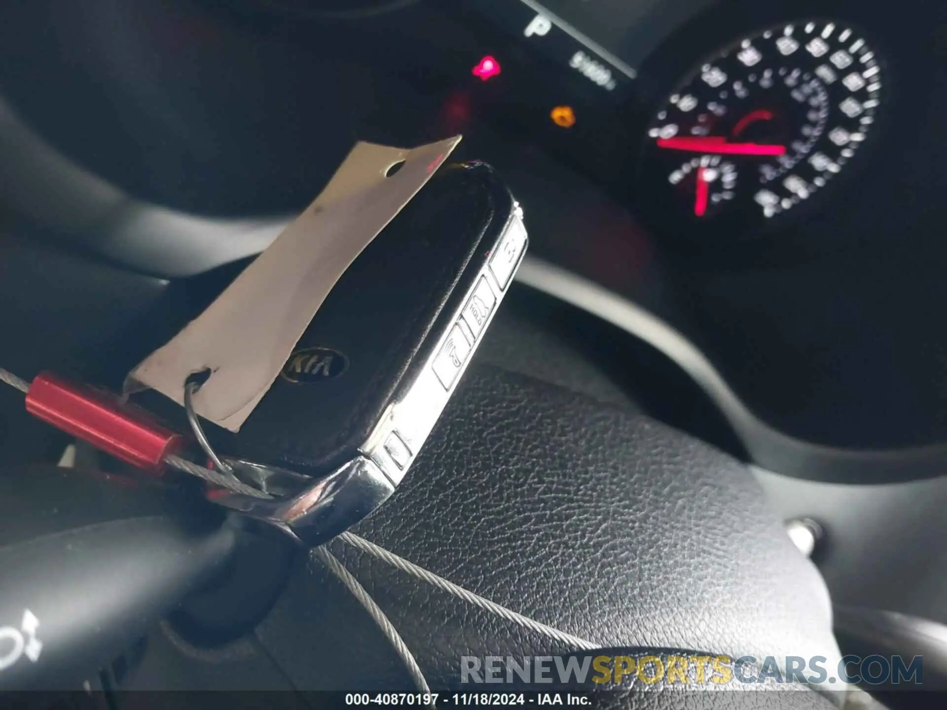 11 fotografías del automóvil dañado KNAE45LC5L6075904 KIA STINGER 2020