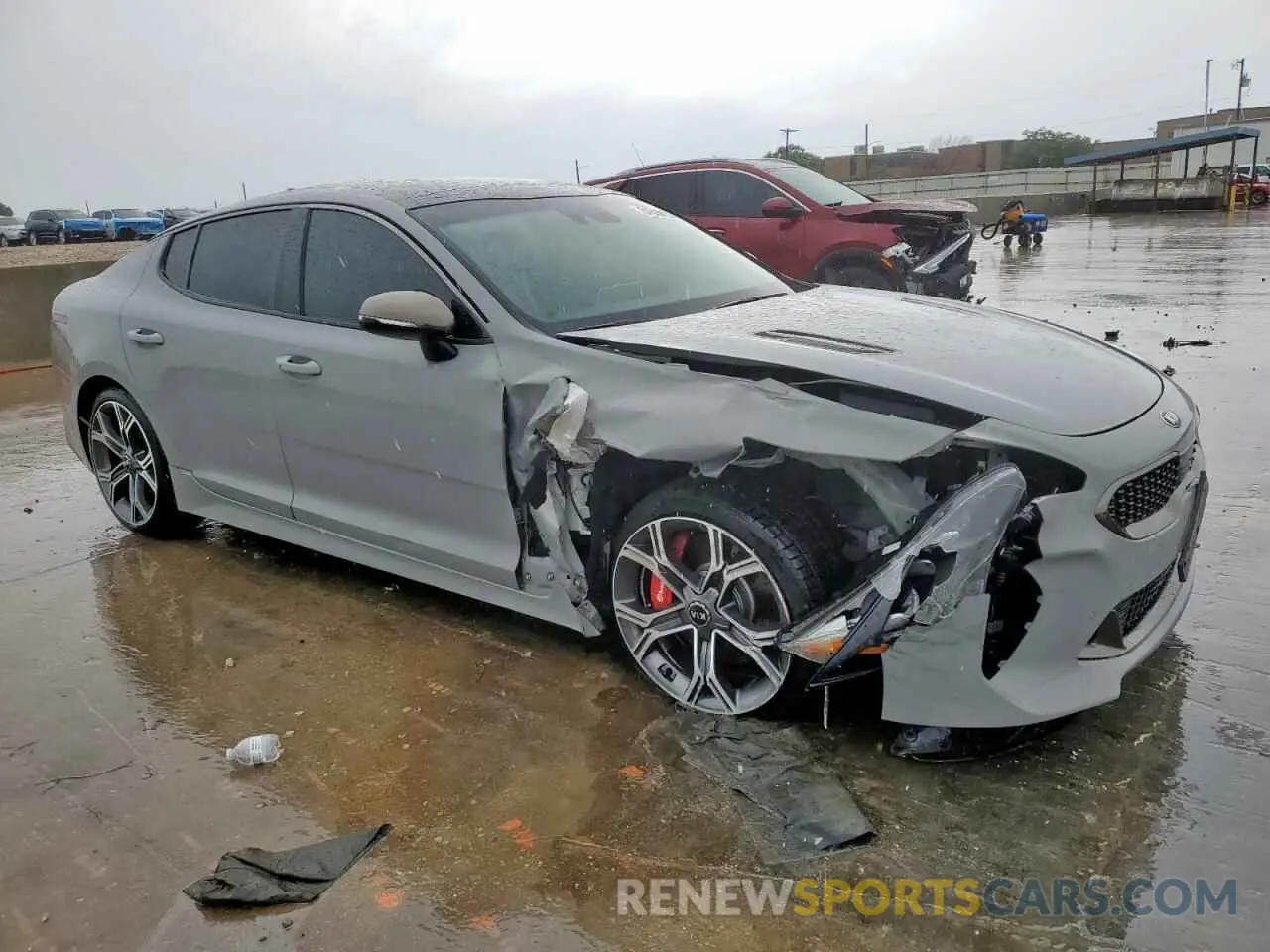 4 fotografías del automóvil dañado KNAE45LC8L6080207 KIA STINGER 2020