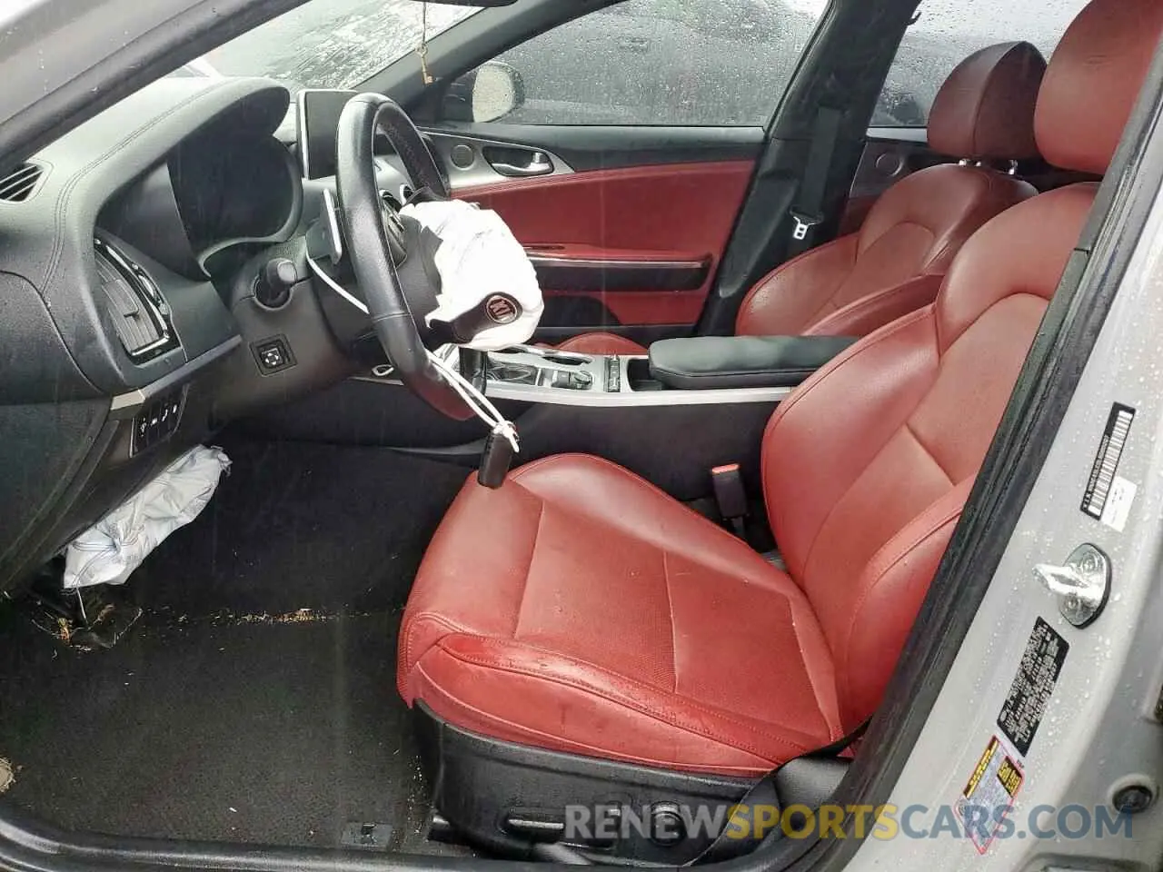 7 fotografías del automóvil dañado KNAE45LC8L6080207 KIA STINGER 2020