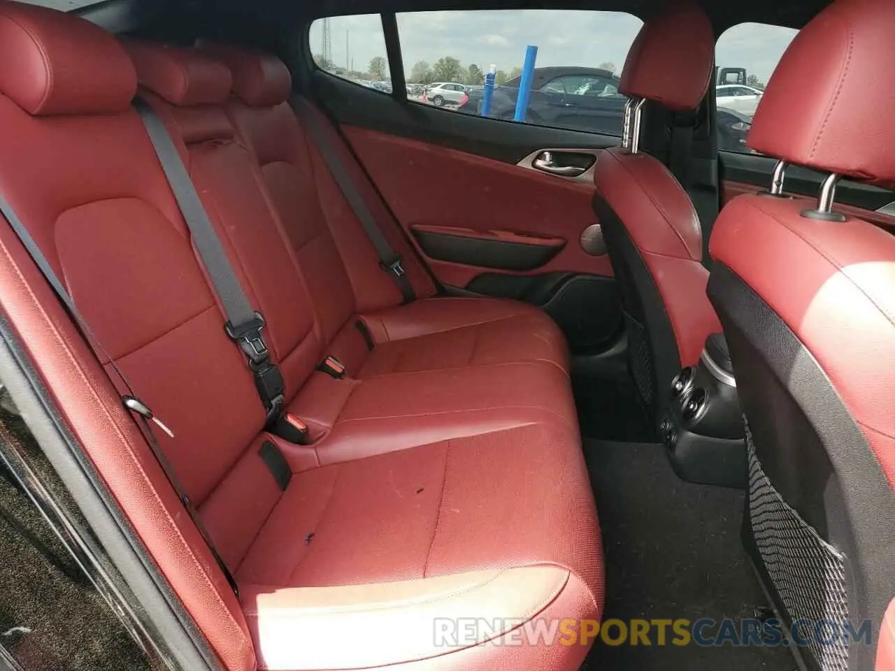 10 fotografías del automóvil dañado KNAE45LC8L6081602 KIA STINGER 2020