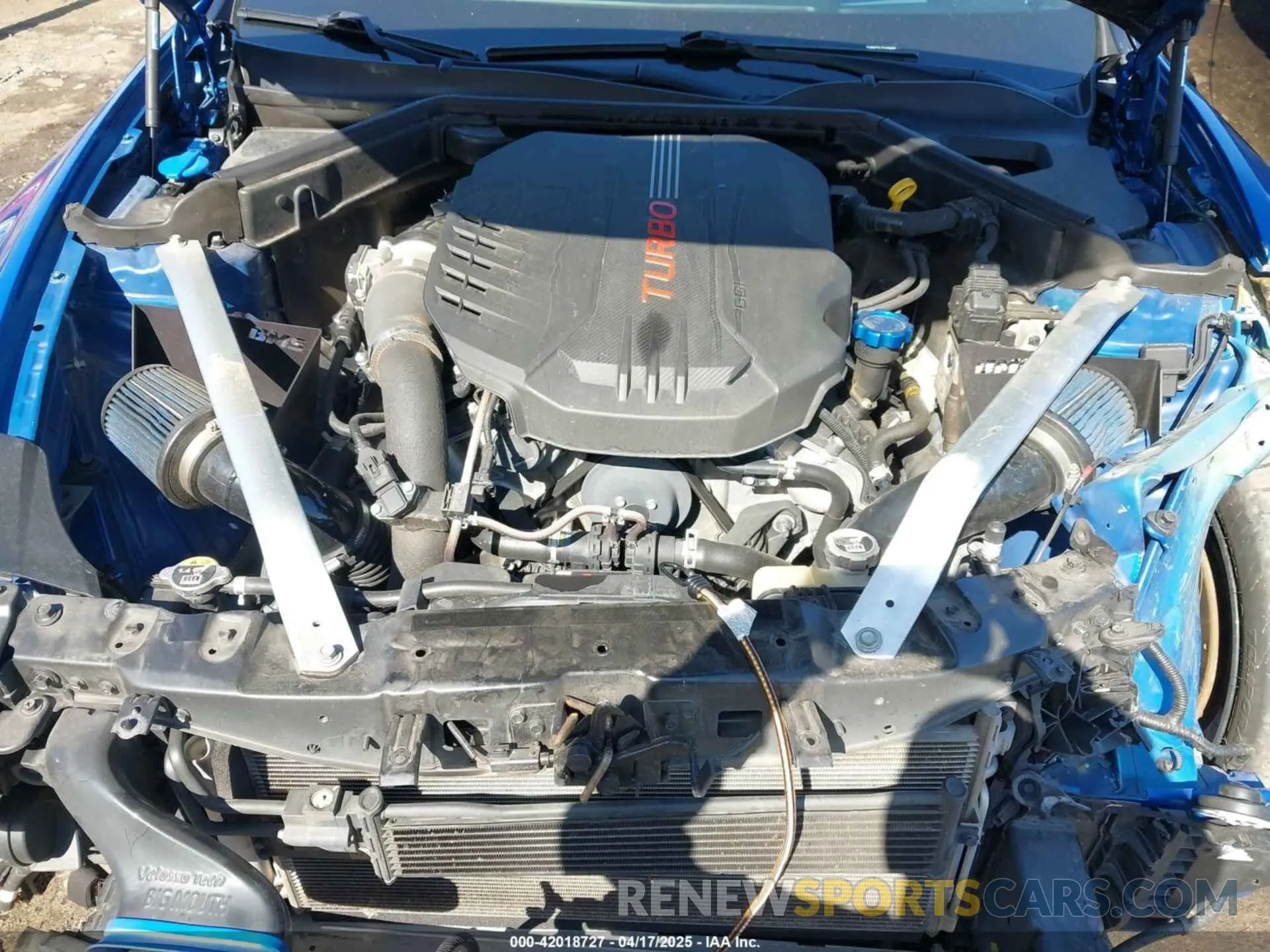 10 fotografías del automóvil dañado KNAE55LC5L6084695 KIA STINGER 2020