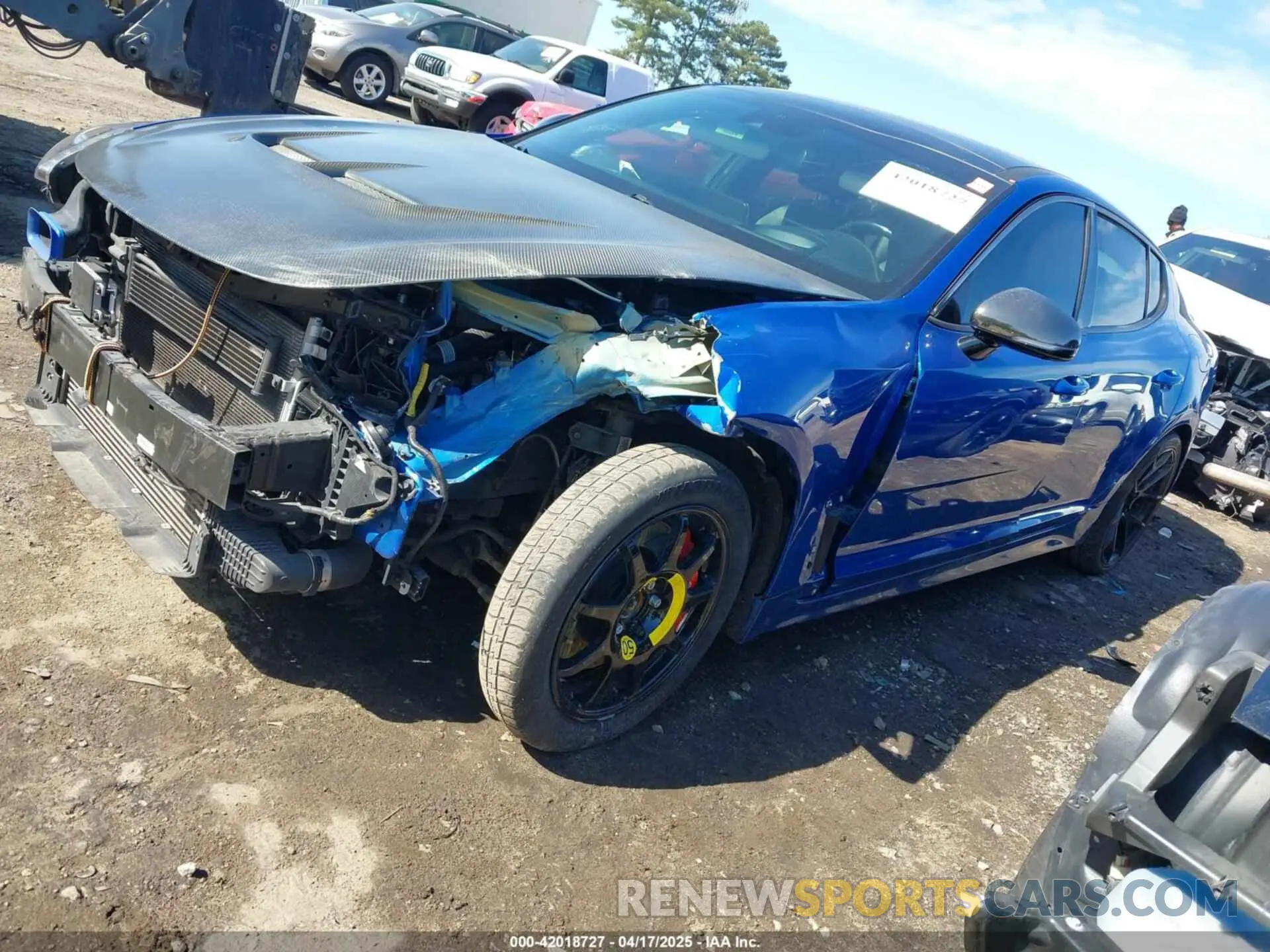 2 fotografías del automóvil dañado KNAE55LC5L6084695 KIA STINGER 2020