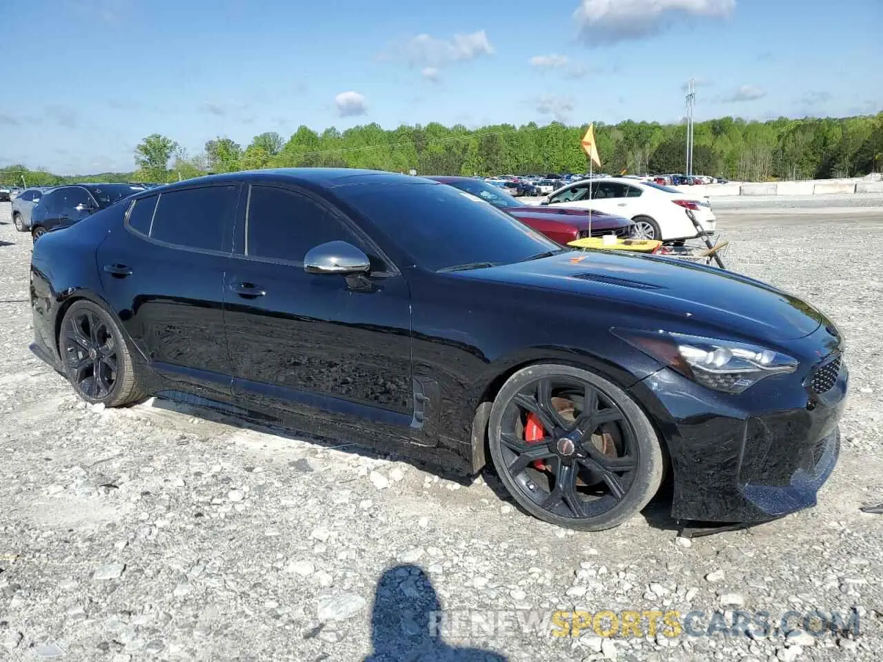 4 fotografías del automóvil dañado KNAE55LC7L6071883 KIA STINGER 2020