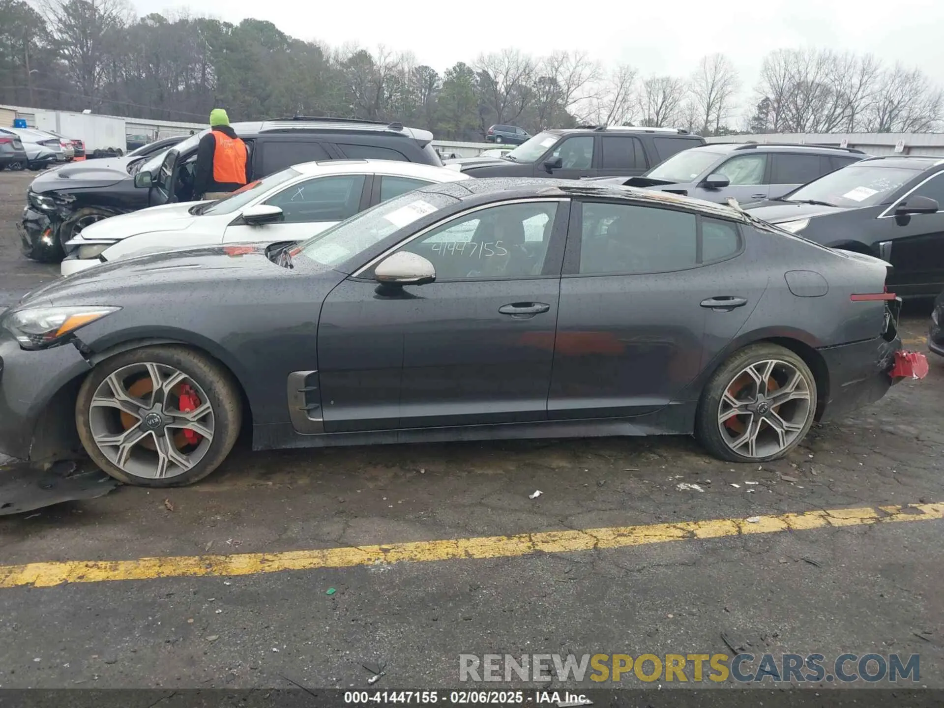 14 fotografías del automóvil dañado KNAE55LCXL6071473 KIA STINGER 2020