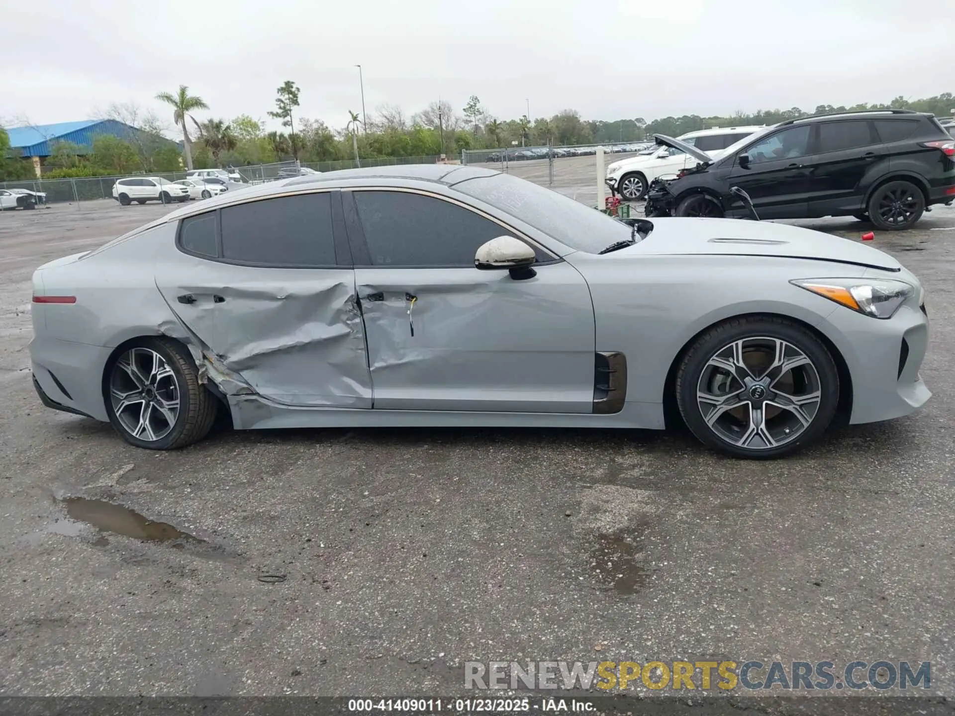 14 fotografías del automóvil dañado KNAE15LA6M6091313 KIA STINGER 2021