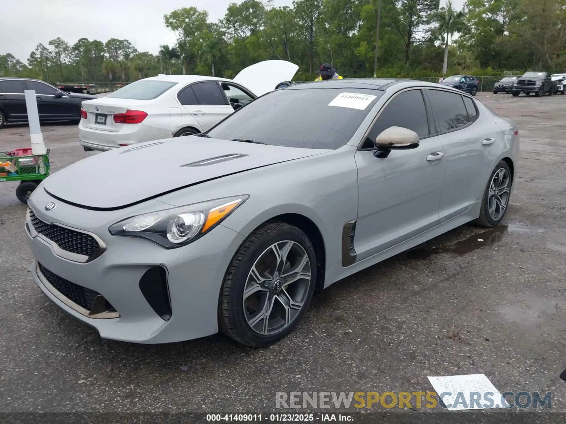 2 fotografías del automóvil dañado KNAE15LA6M6091313 KIA STINGER 2021