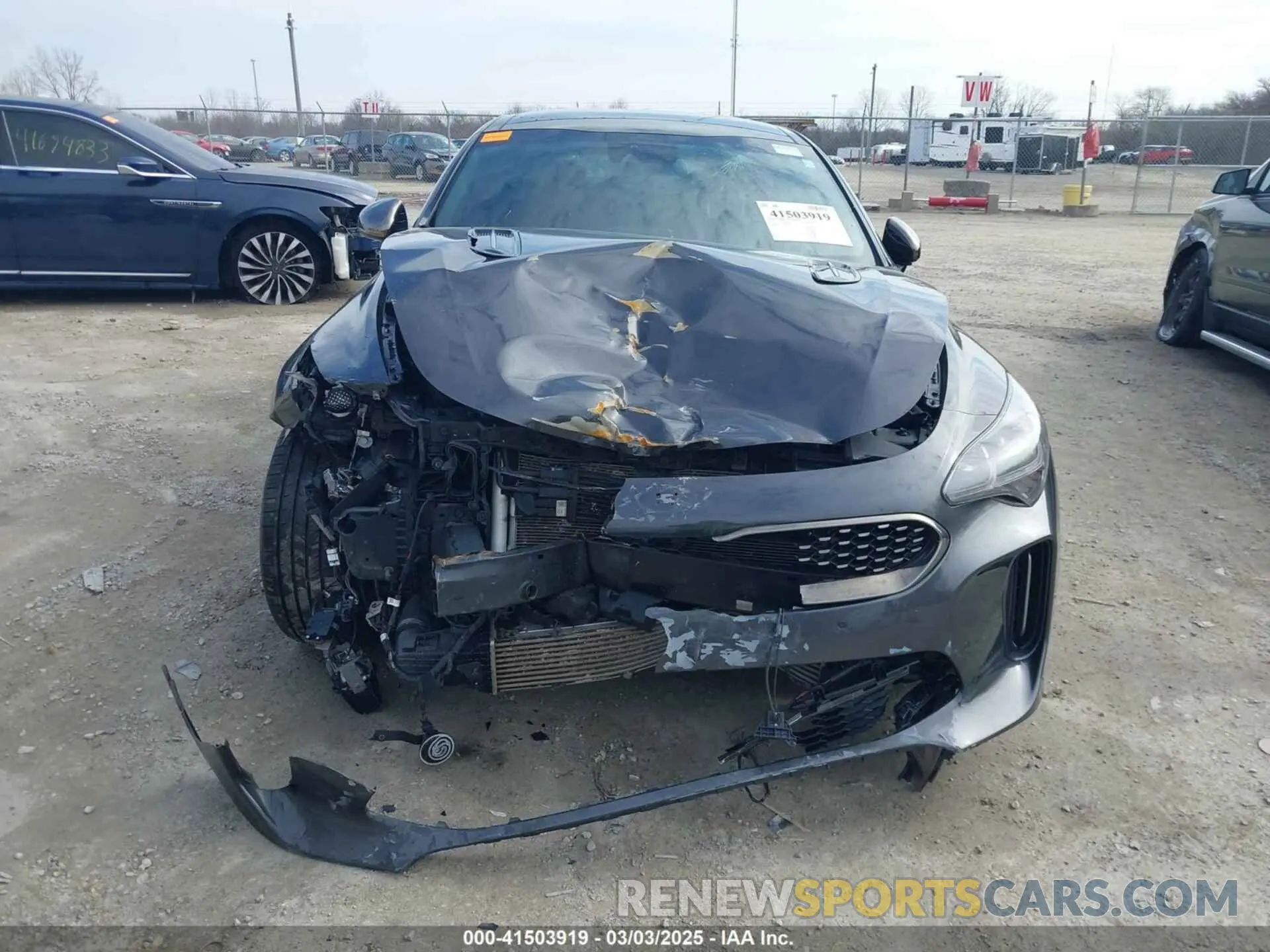13 fotografías del automóvil dañado KNAE55LC0M6088347 KIA STINGER 2021