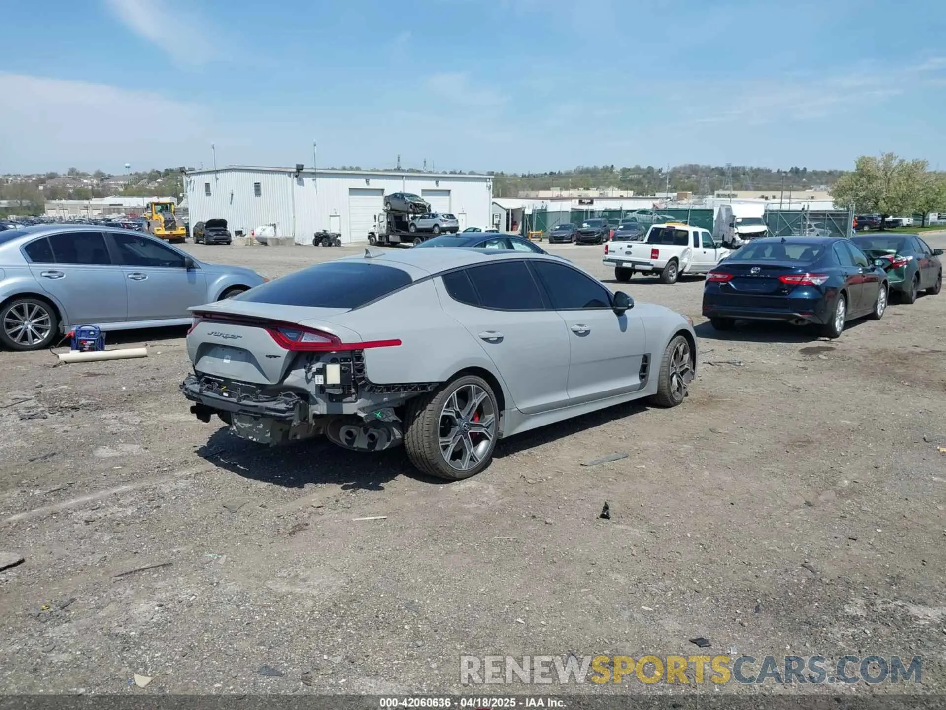 4 fotografías del automóvil dañado KNAE55LC5M6097786 KIA STINGER 2021