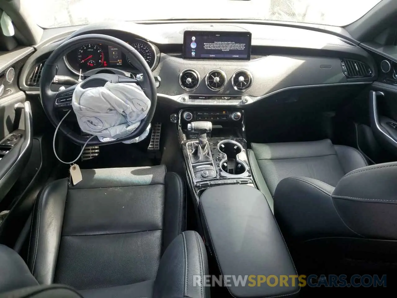 8 fotografías del automóvil dañado KNAE35LD4N6113511 KIA STINGER 2022