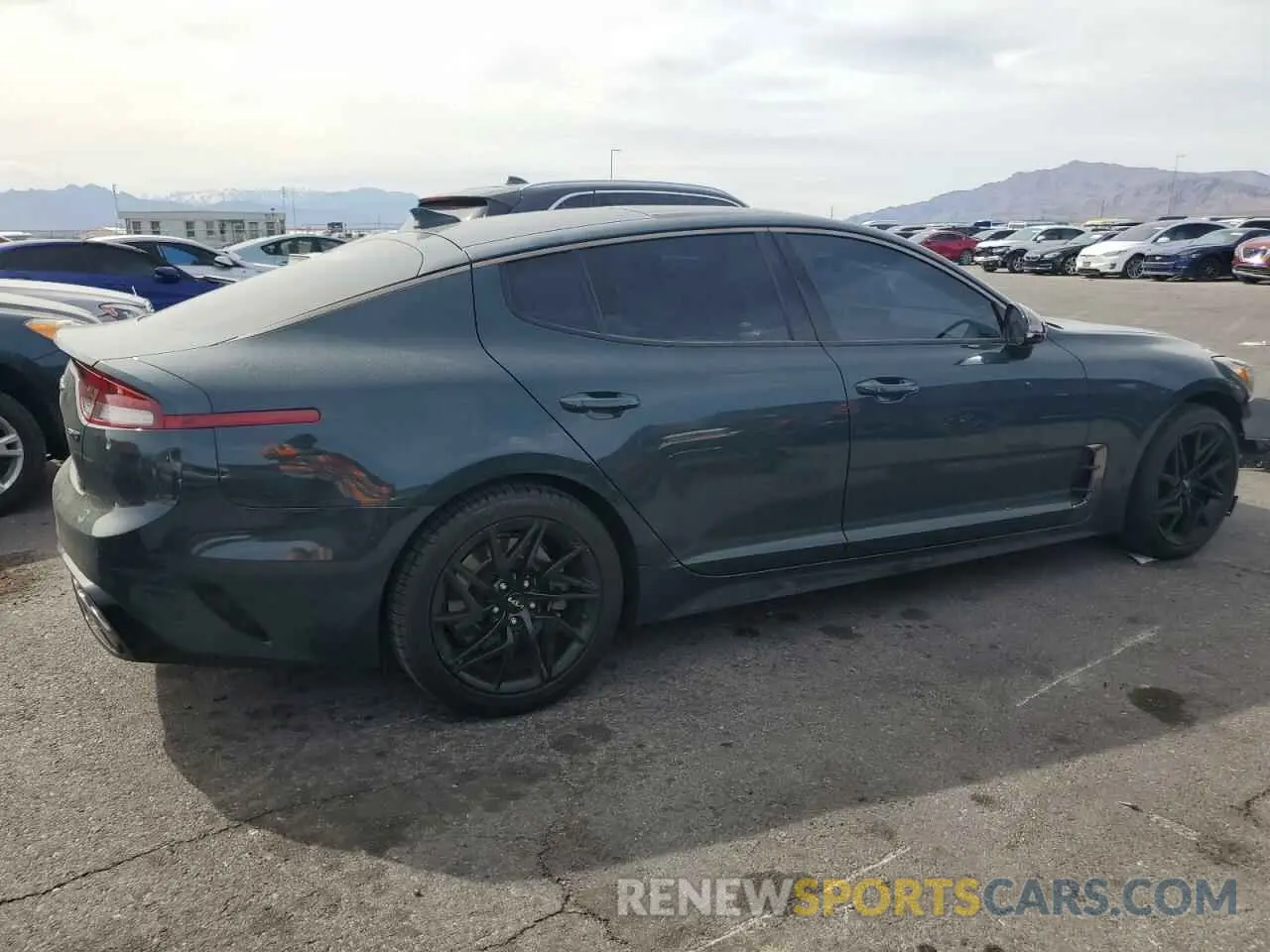 3 fotografías del automóvil dañado KNAE35LD8N6113477 KIA STINGER 2022