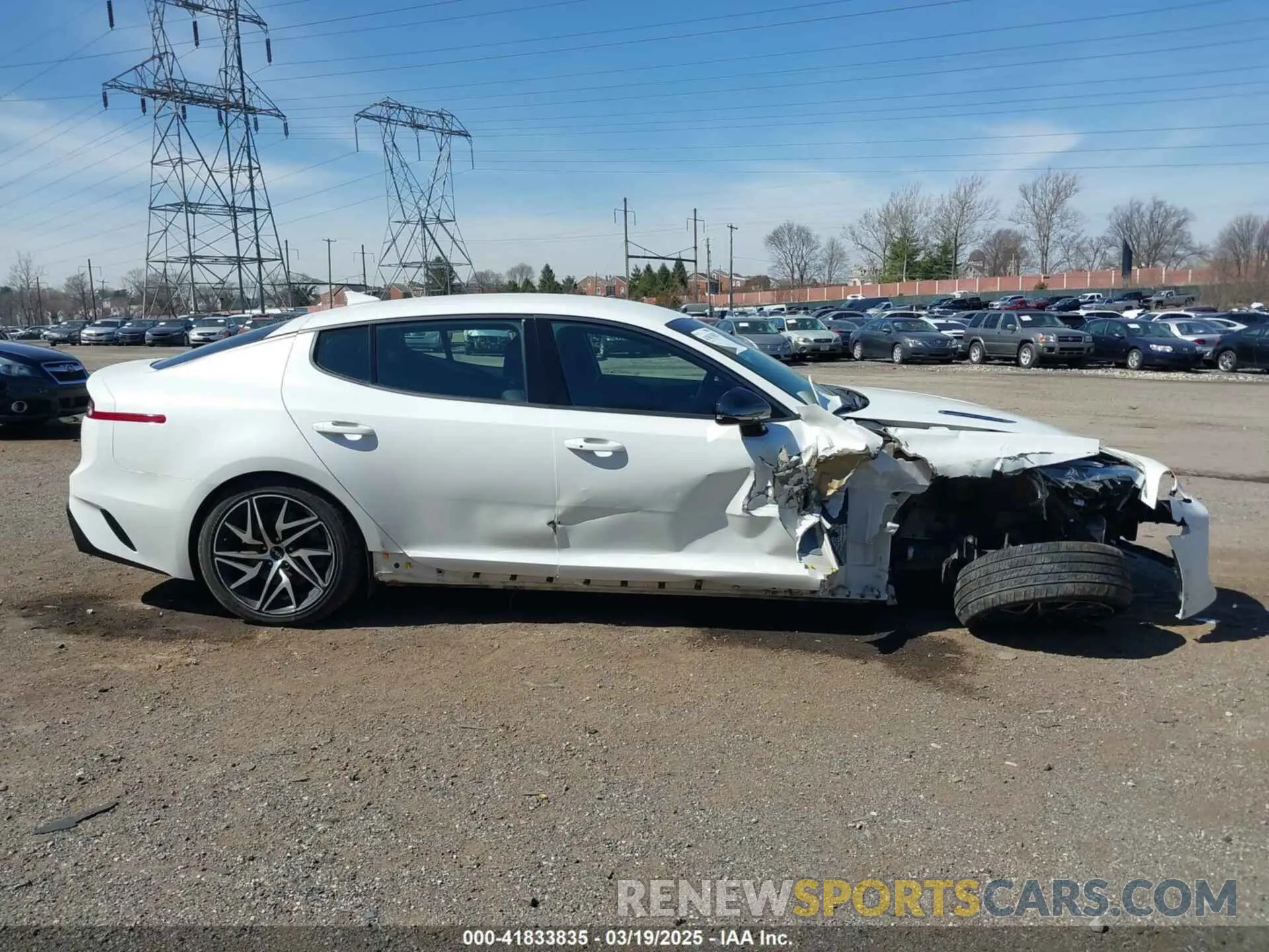 14 fotografías del automóvil dañado KNAE35LD9N6116078 KIA STINGER 2022