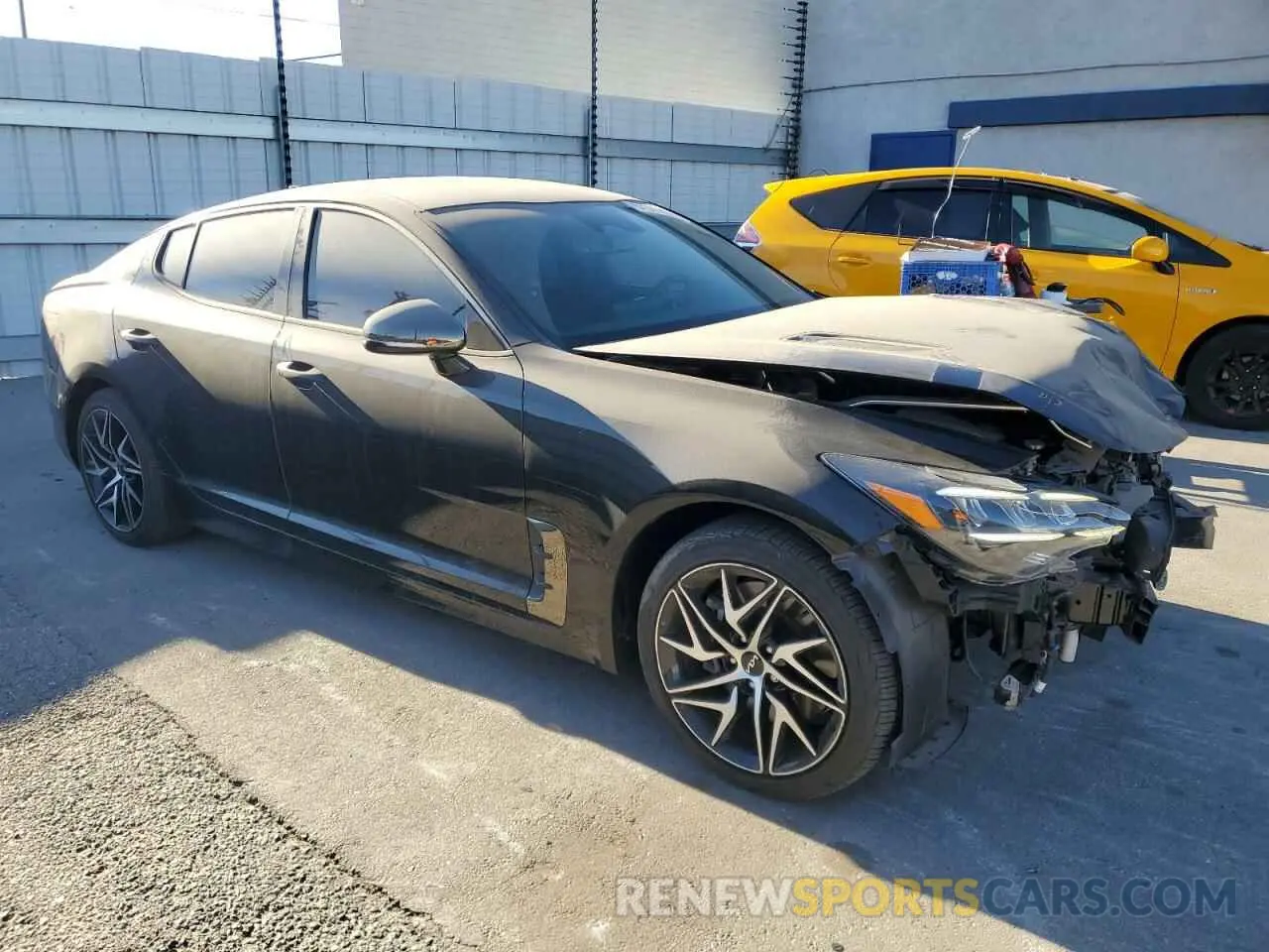 4 fotografías del automóvil dañado KNAE35LD9N6117117 KIA STINGER 2022